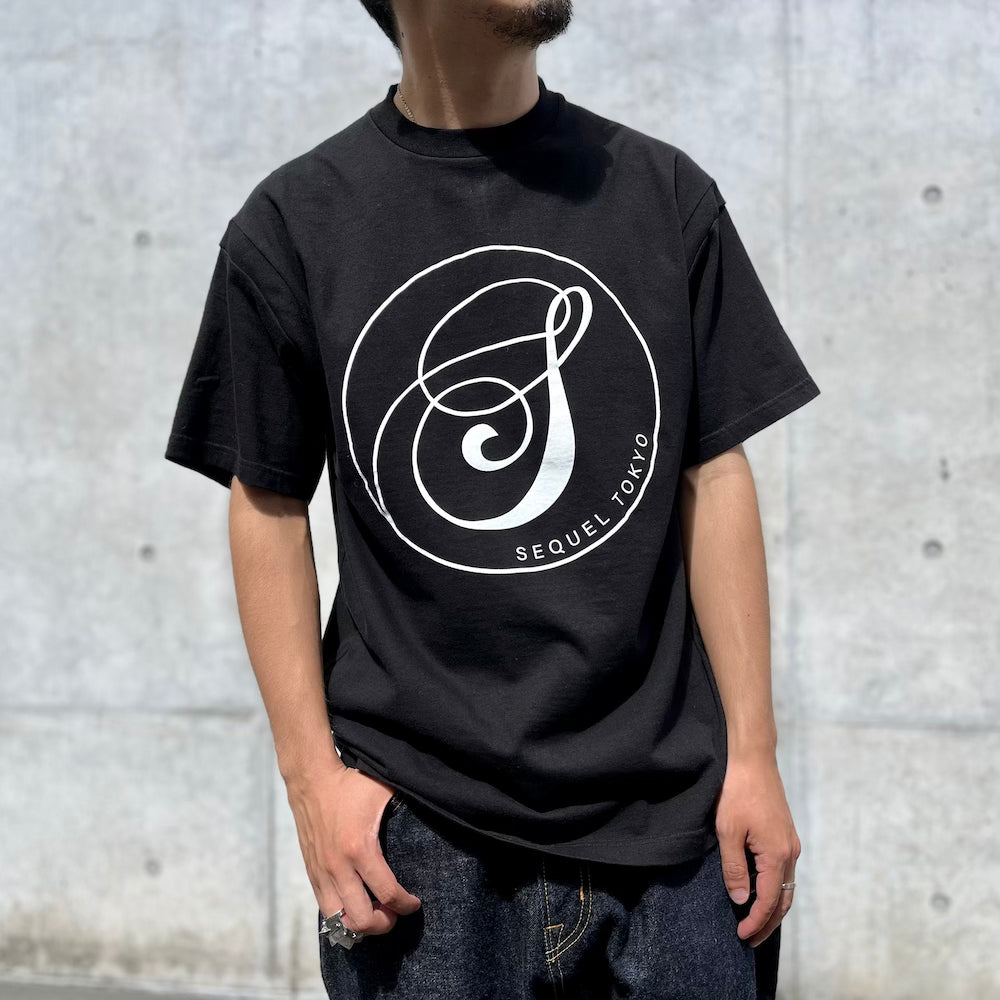 SEQUEL / T-SHIRT (SQ-23AW-ST-01)
