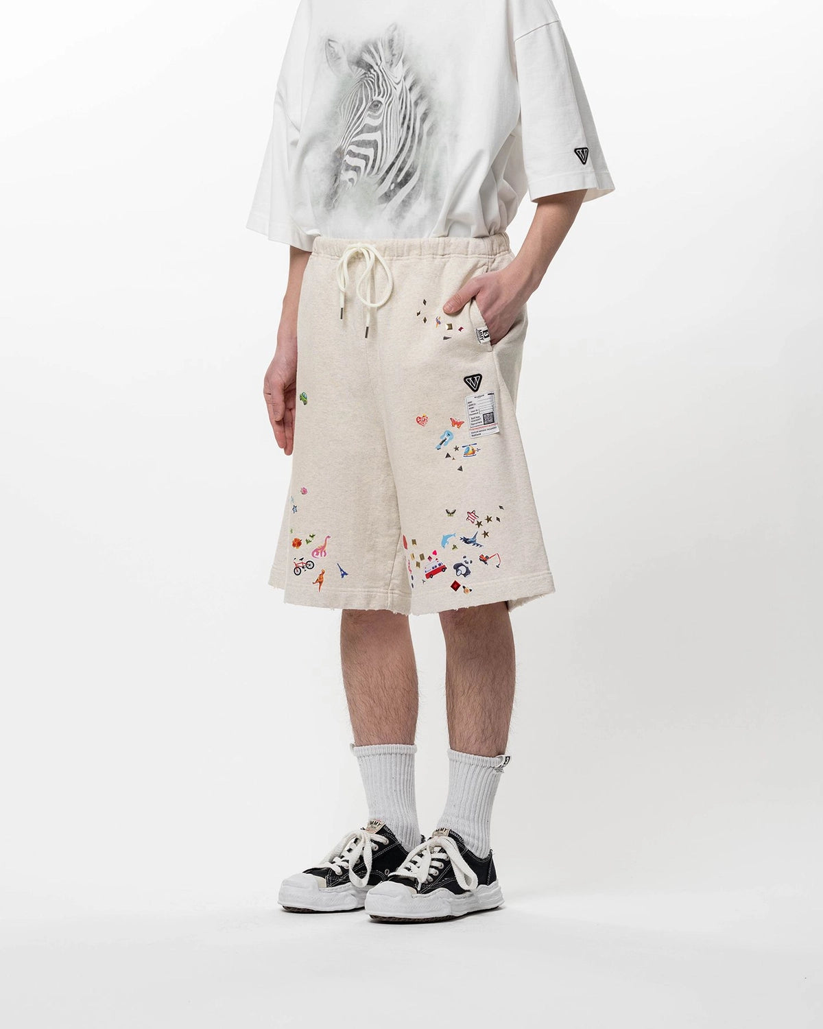 Maison MIHARA YASUHIRO / Kids Sticker Printed Sweat Shorts (J16SP733)