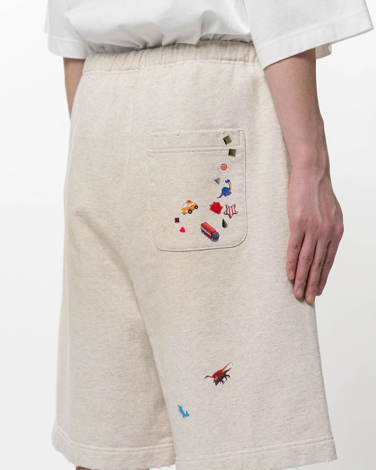Maison MIHARA YASUHIRO / Kids Sticker Printed Sweat Shorts (J16SP733)