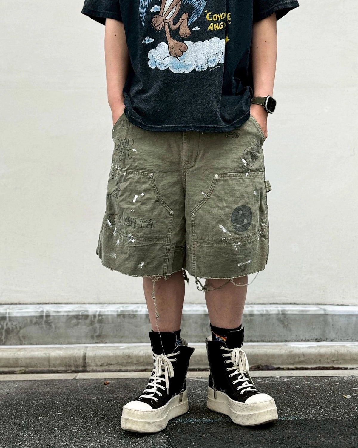 KAMIYA の Graffiti Painter Shorts (G16HP024)