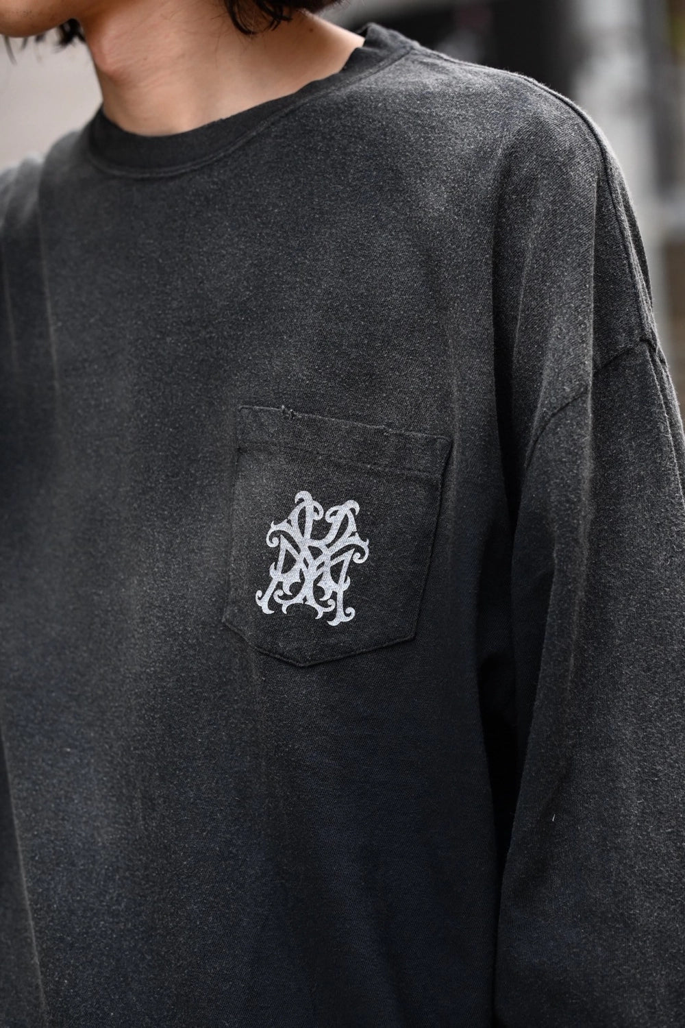 KAMIYA / "Messenger Bird" Distressed Pocket L/S T-shirt (G15LT086)