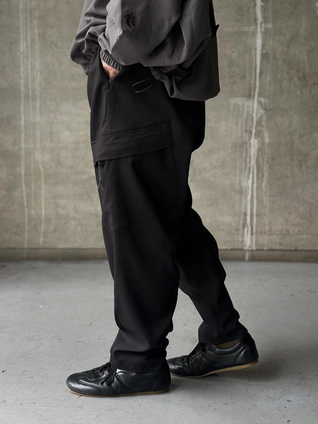 ALMOSTBLACK / WVN WATER-REPELLENT TWO TUCK (GAB-P-4-1)