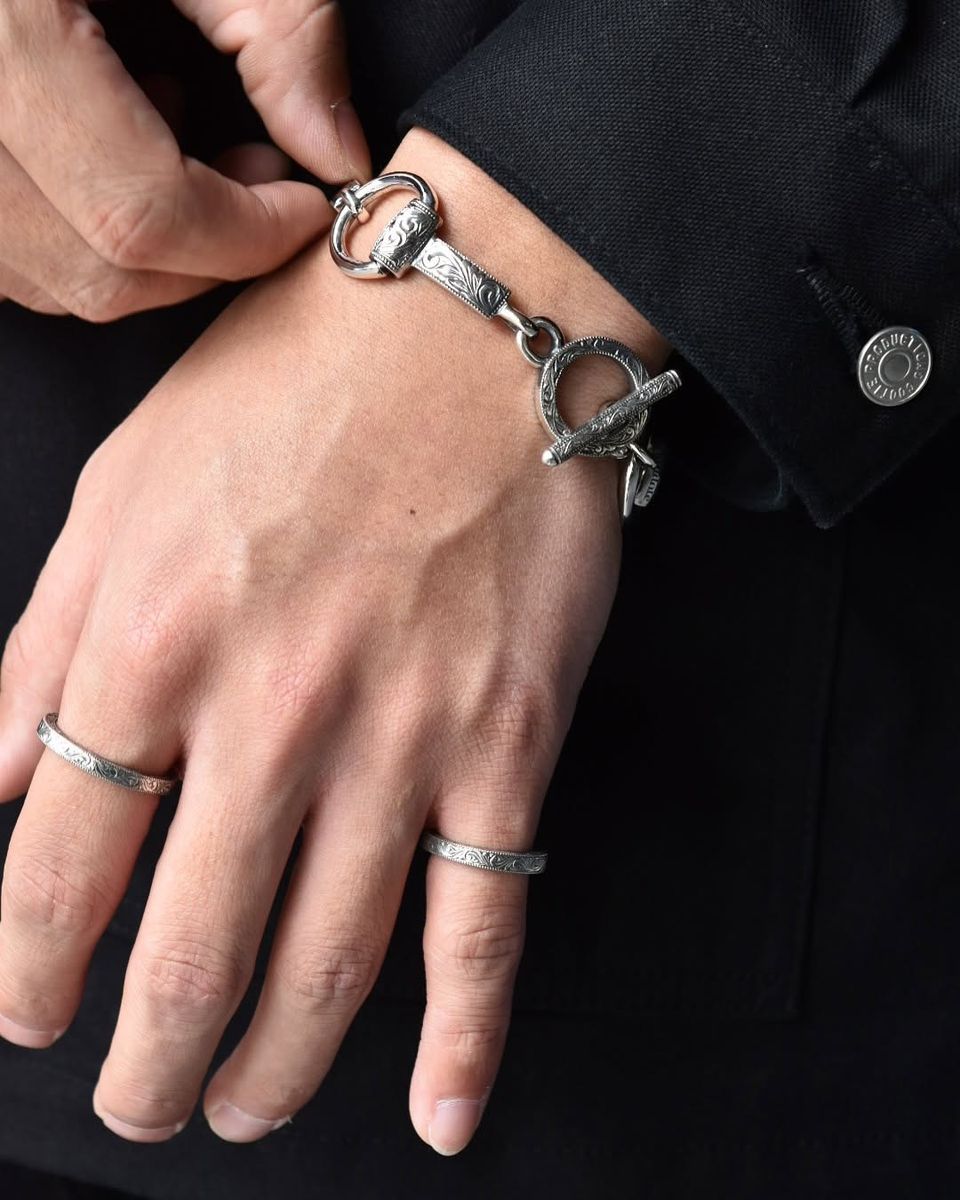 ANTIDOTE BUYERS CLUB / Engraved Horse Bit Bracelet (RX-623)