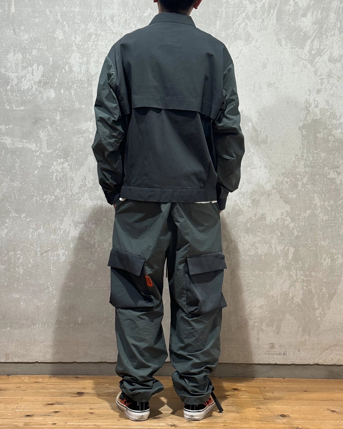 ALWAYS OUT OF STOCK / SWING TOP BLOUSON (HA-025102113)