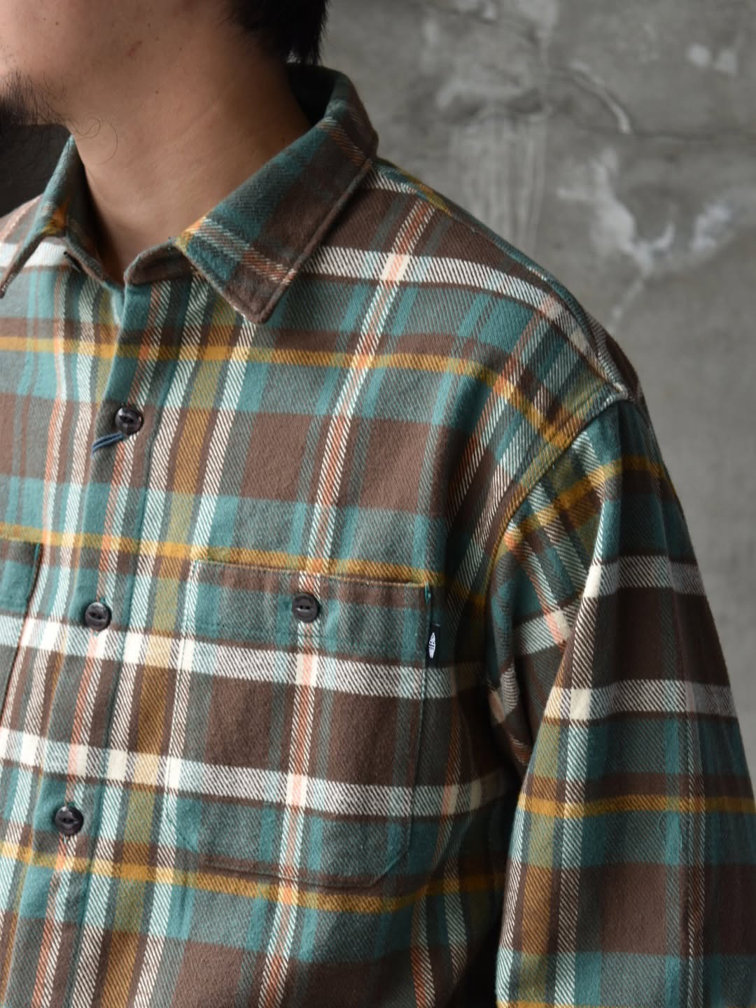 CHALLENGER / PLAID FLANNEL SHIRT (CLG-SH 025-010)