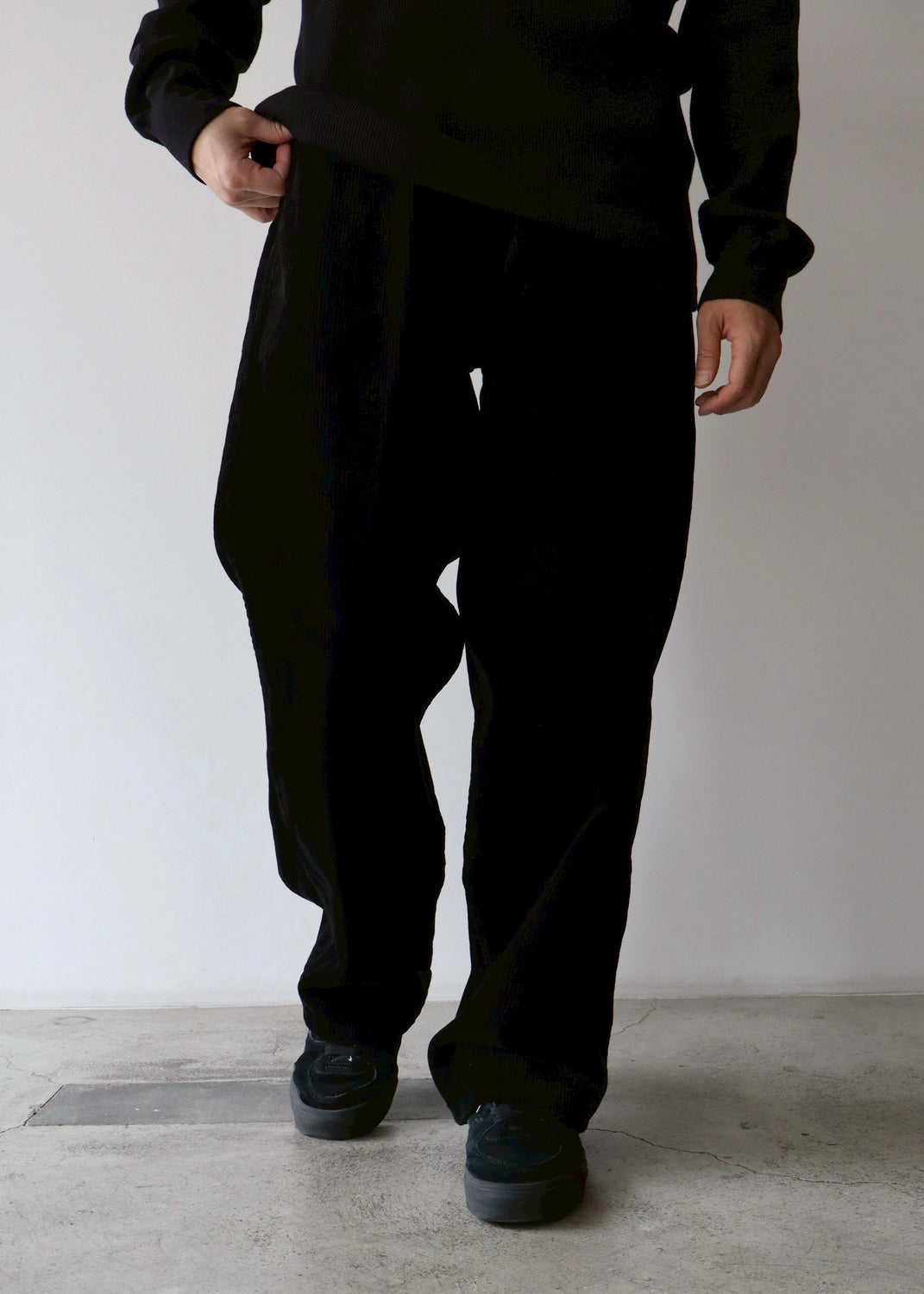 COMOLI / コーデュロイ ワークパンツ (C03-03016)