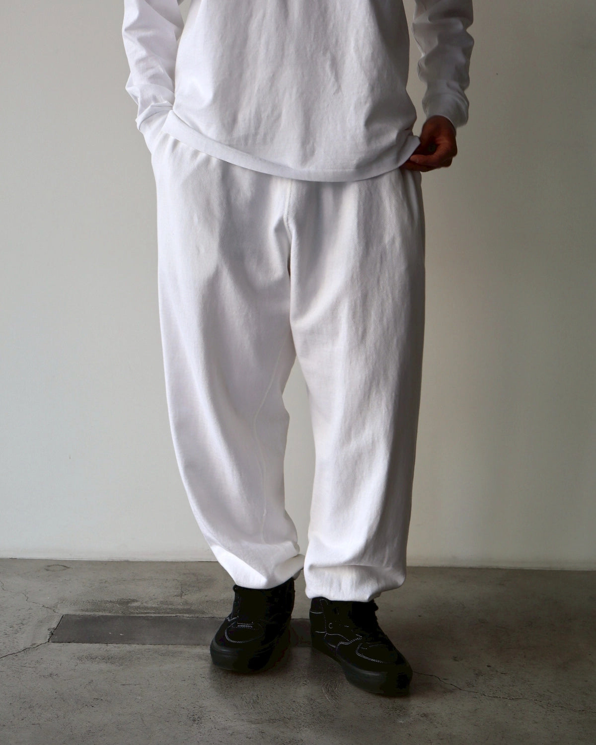 COMOLI / LW コットン裏毛 パンツ (B01-05014)