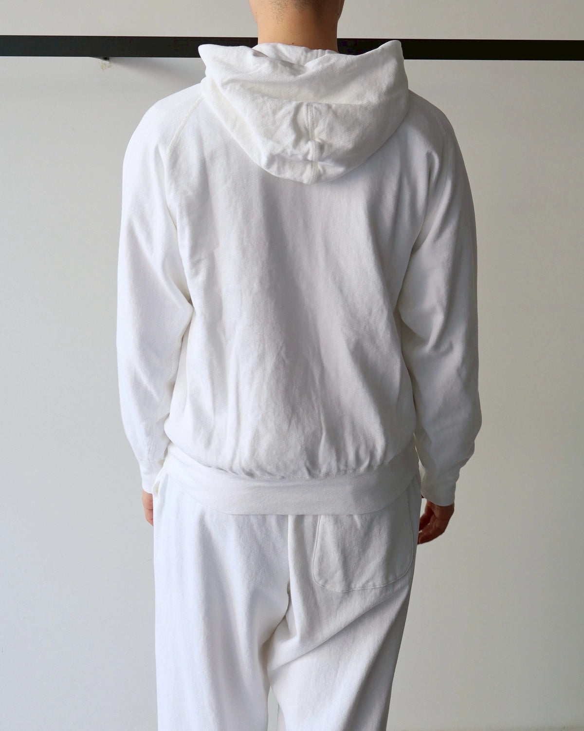 COMOLI / LW コットン裏毛 ジップパーカ (B01-05012)