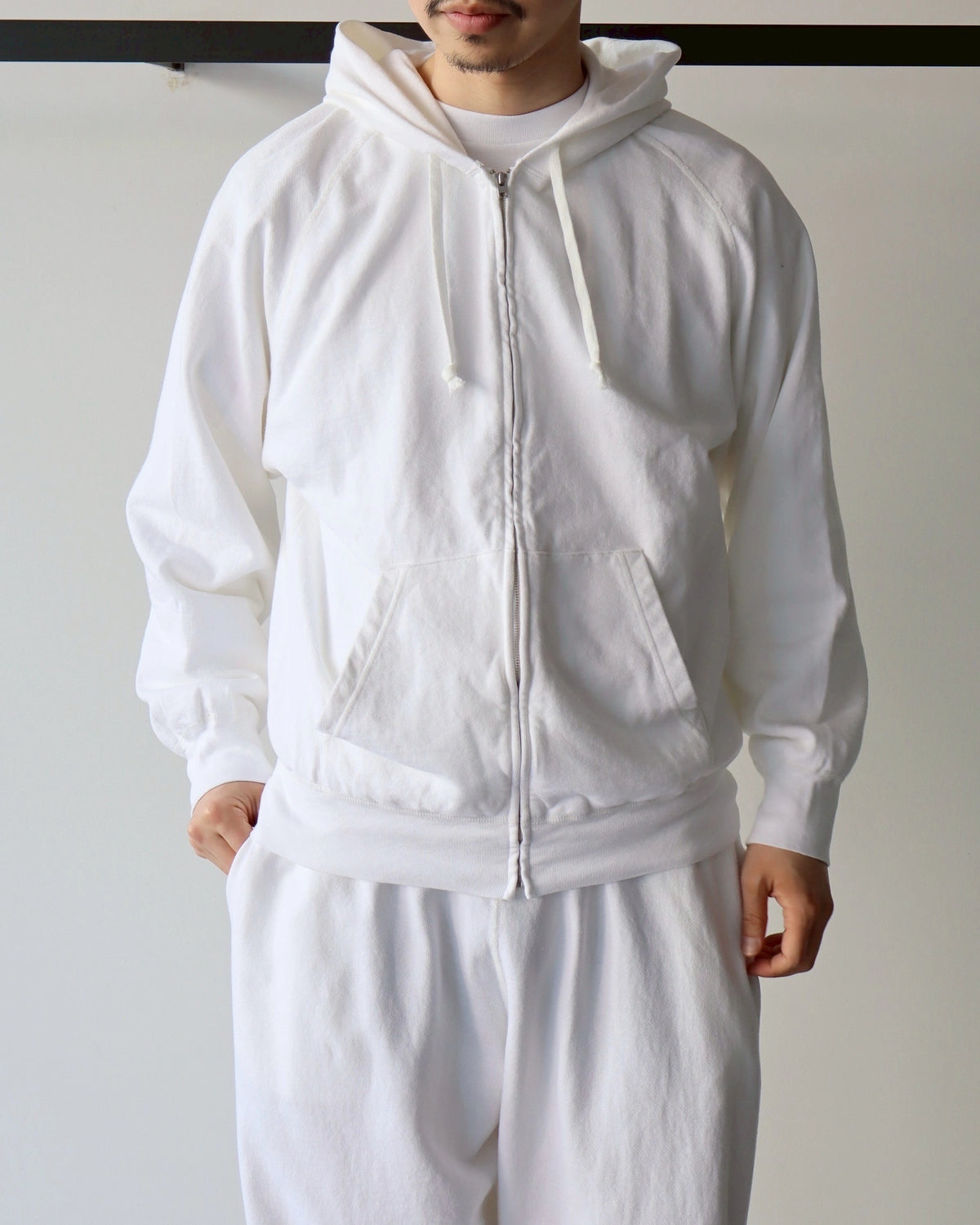 COMOLI / LW コットン裏毛 ジップパーカ (B01-05012)