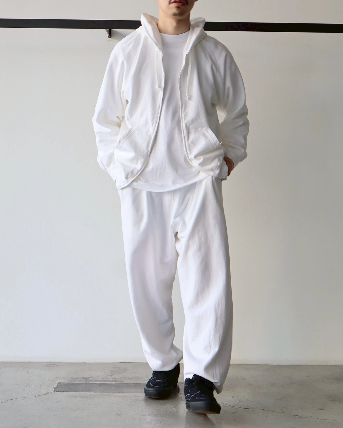 COMOLI / LW コットン裏毛 パンツ (B01-05014)