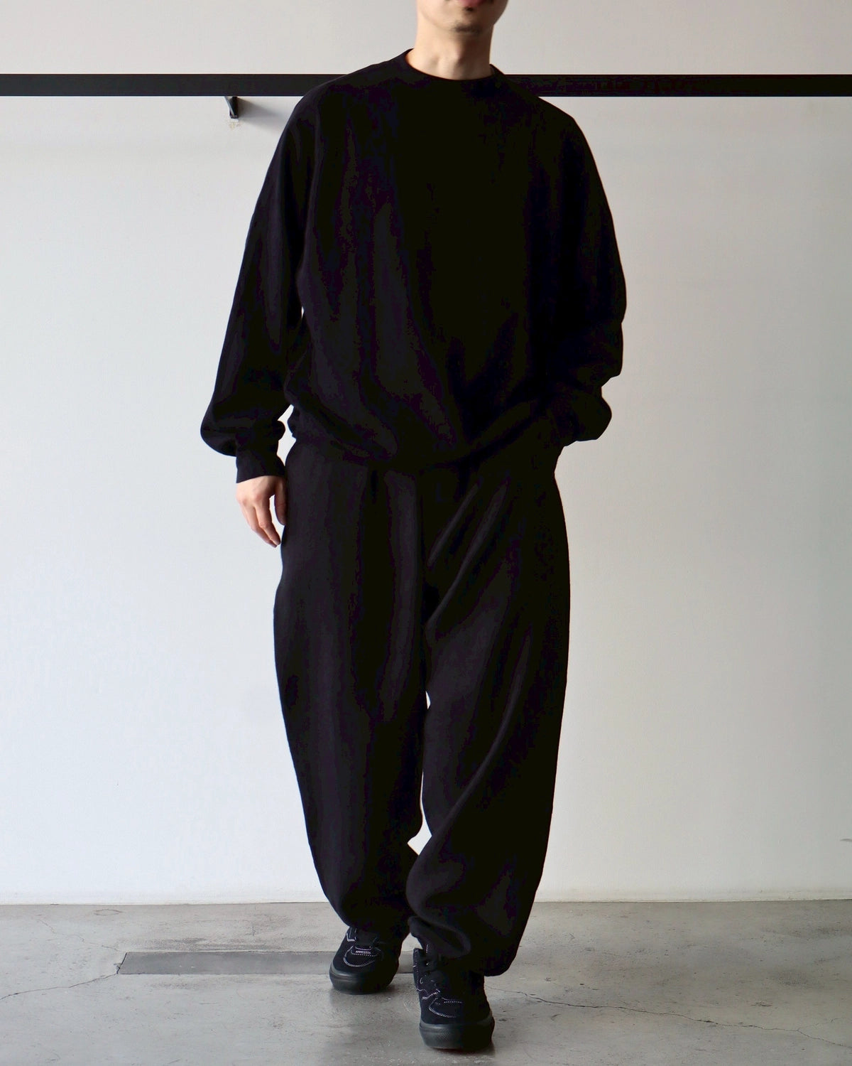 COMOLI / LW コットン裏毛 クルーネック (B01-05013)