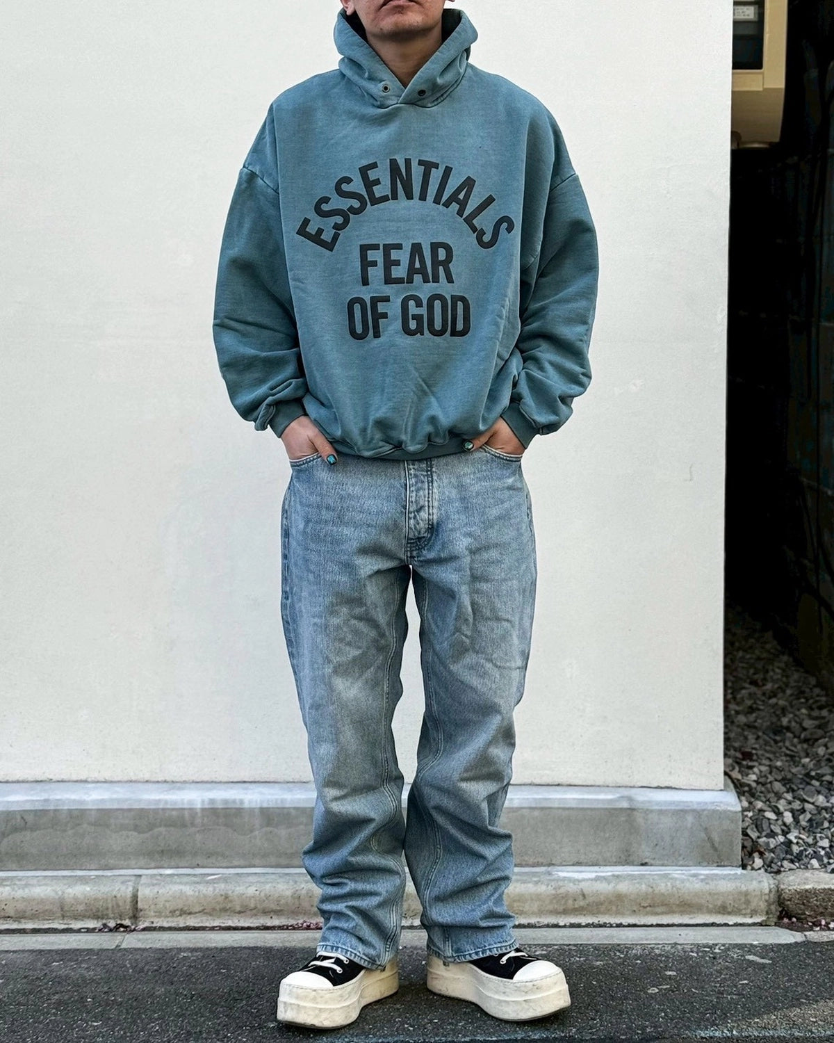 ESSENTIALS/HOODIE