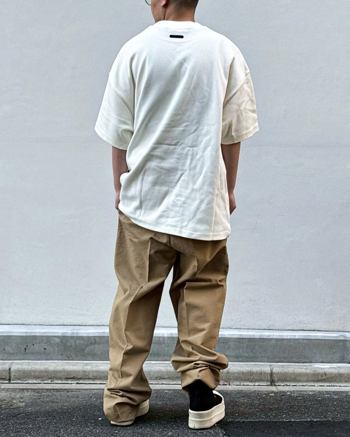 ESSENTIALS / SIGNATURE 90'S SHORT SLEEVE TEE (125SP264411F)