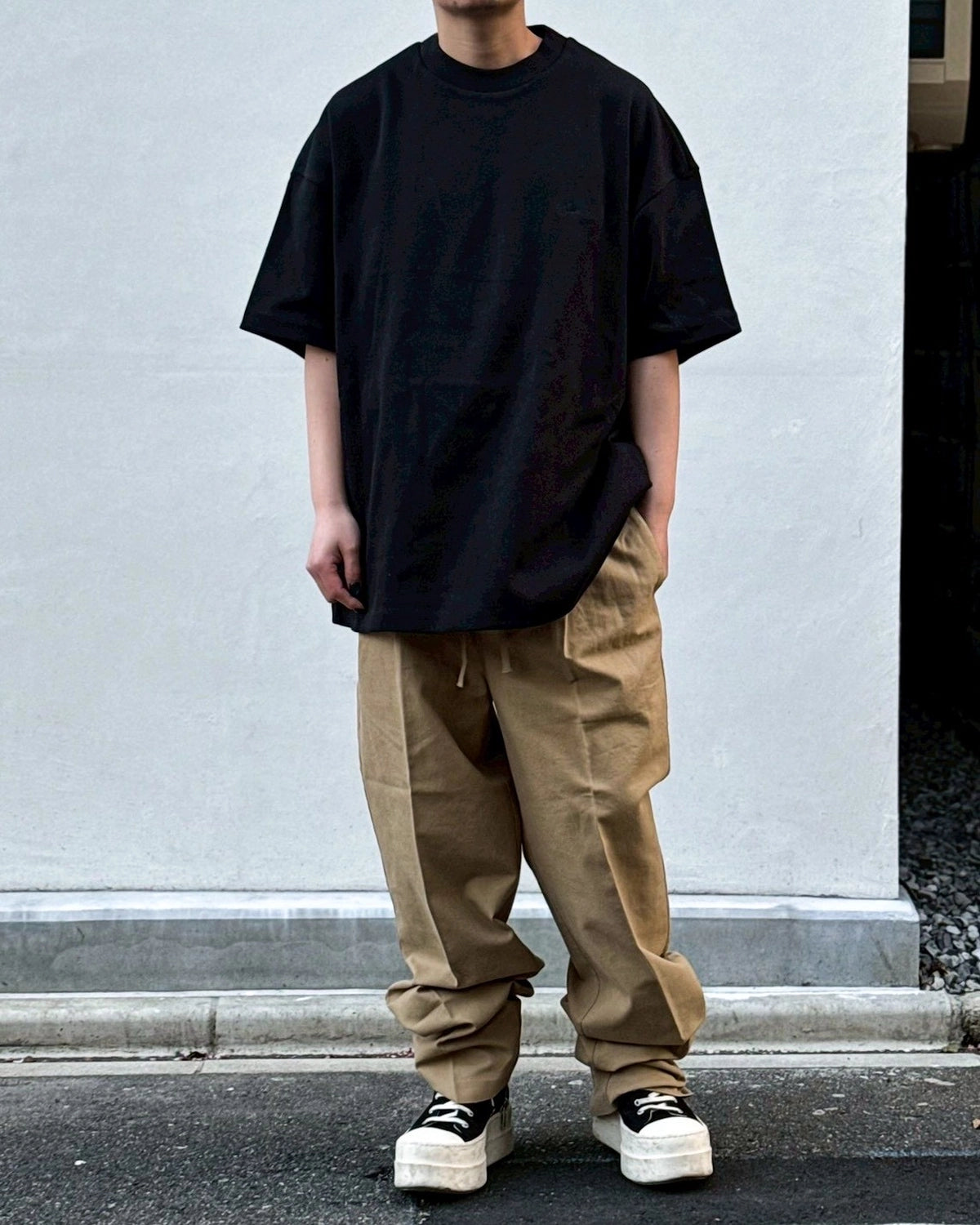 ESSENTIALS / SIGNATURE 90'S SHORT SLEEVE TEE (125SP264411F)