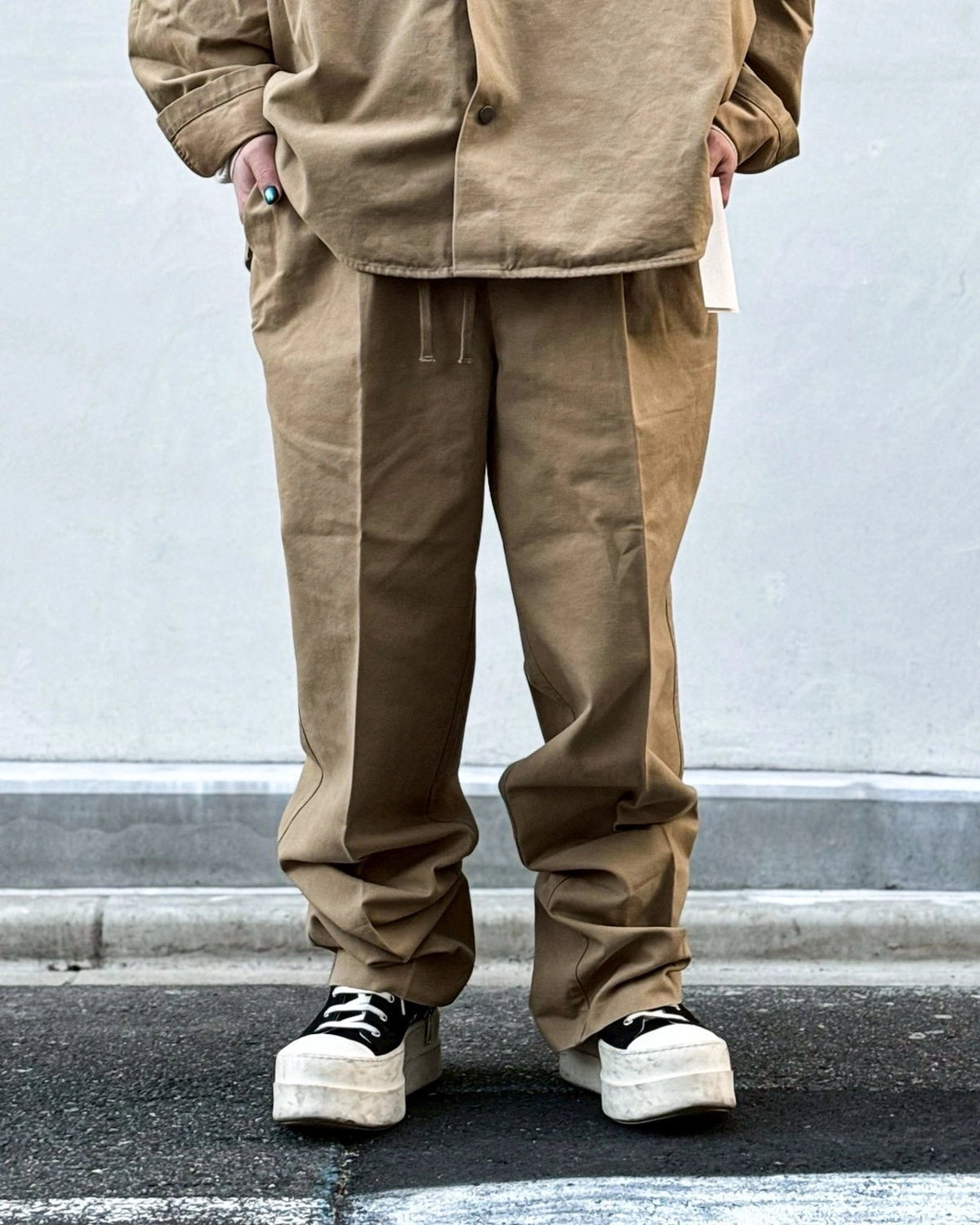 ESSENTIALS/HOODIE