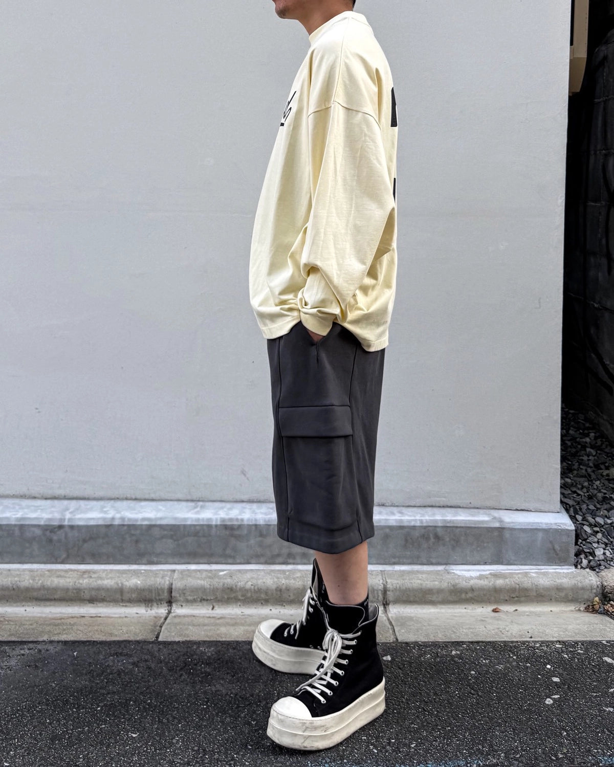 ESSENTIALS / Merch Long Sleeve Tee (RW00272-0037)