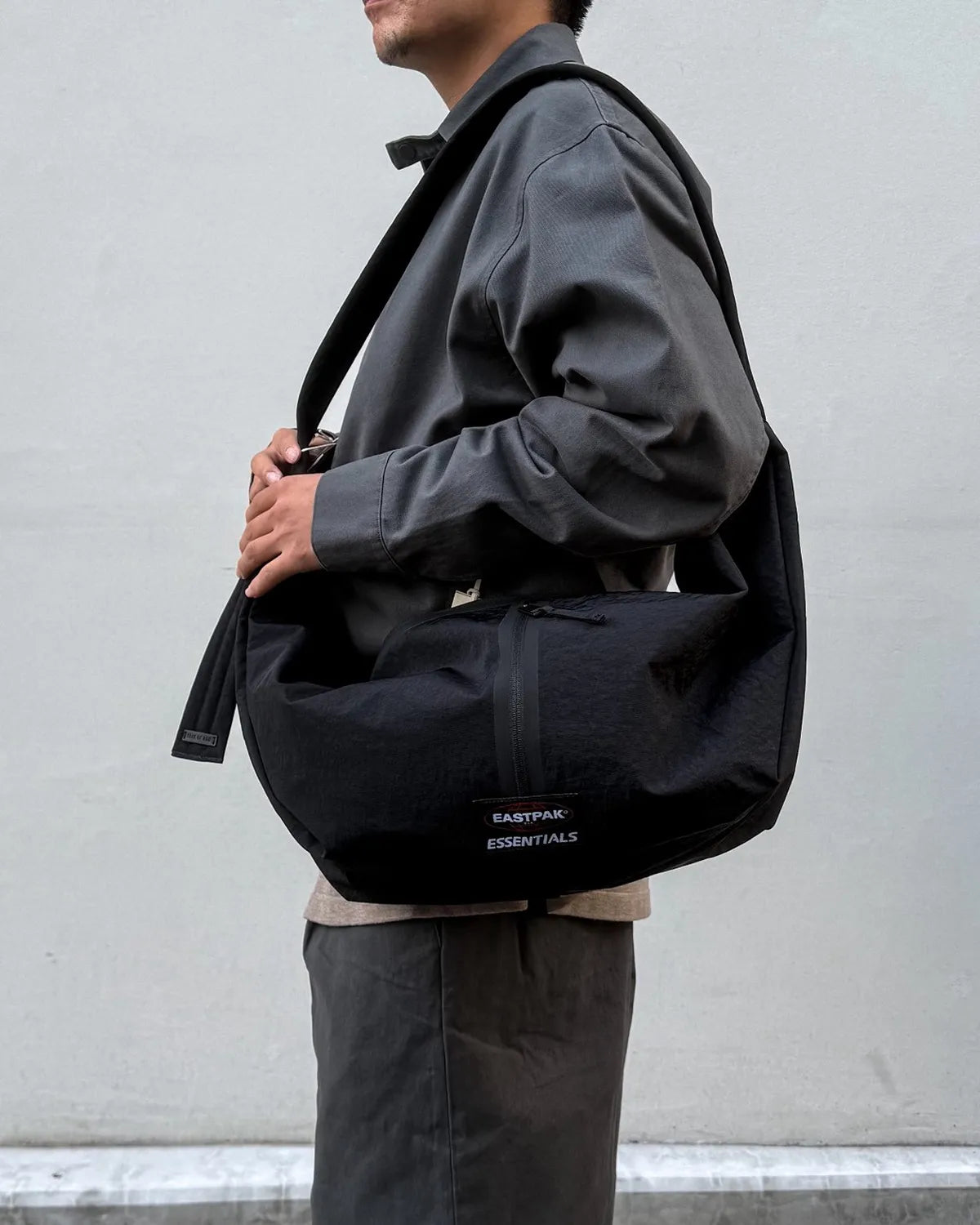 ESSENTIALS/HOODIE