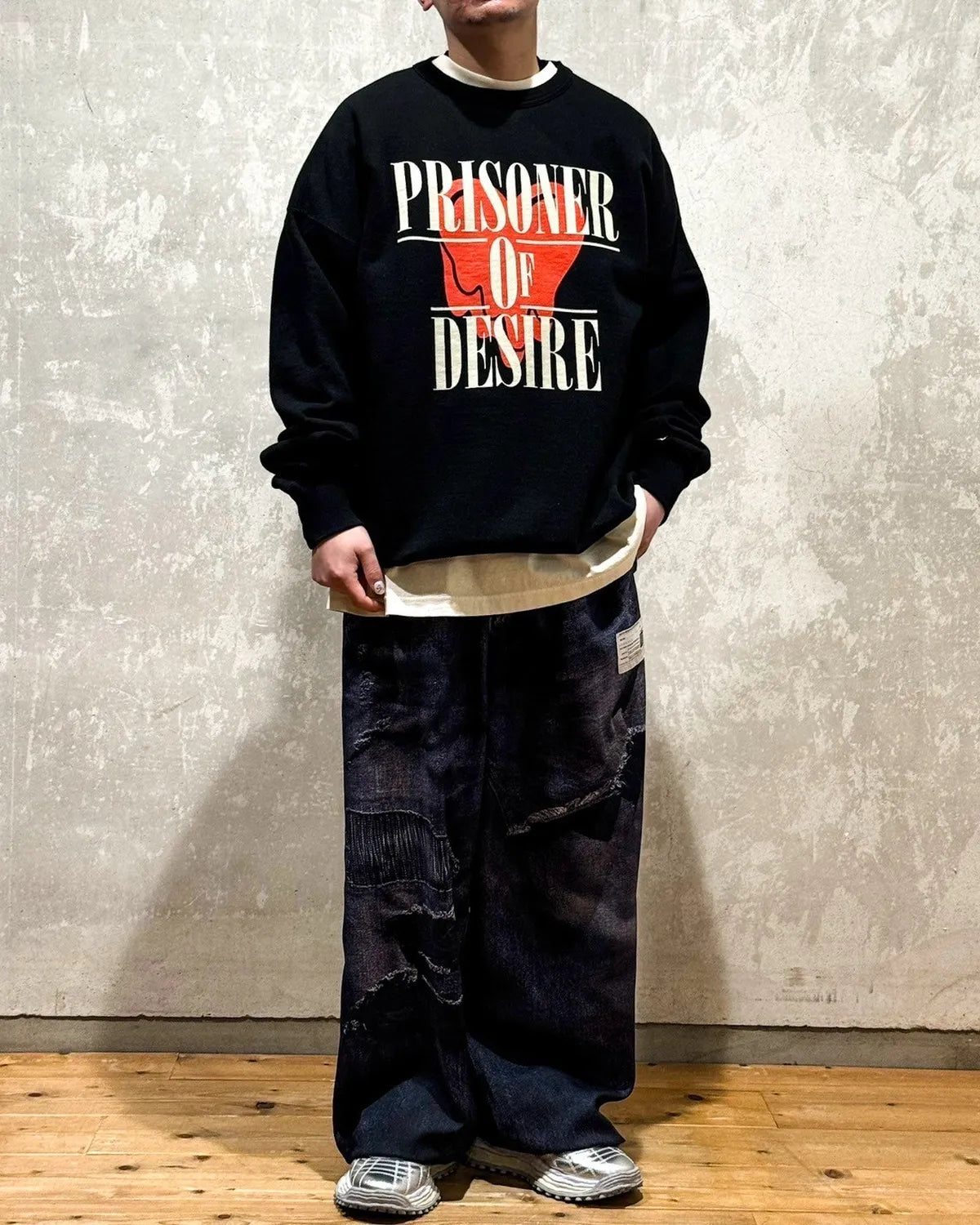 Emotionaly Unavailable /  EU PRISONER CREW SWEAT (EU-HR8-0000-014)