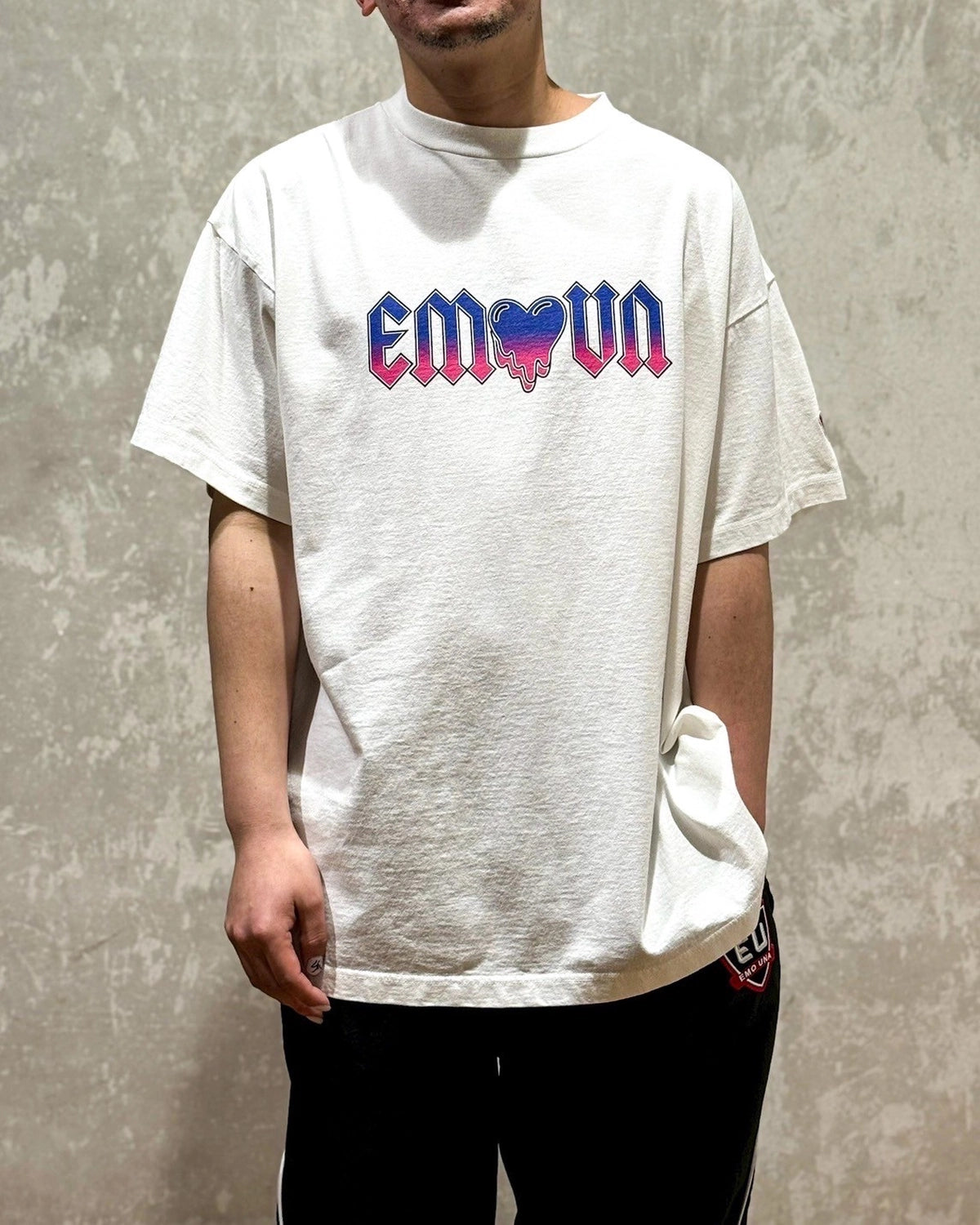 Emotionaly Unavailable  / EU GRADATION SS TEE (EU-HR8-0000-070)
