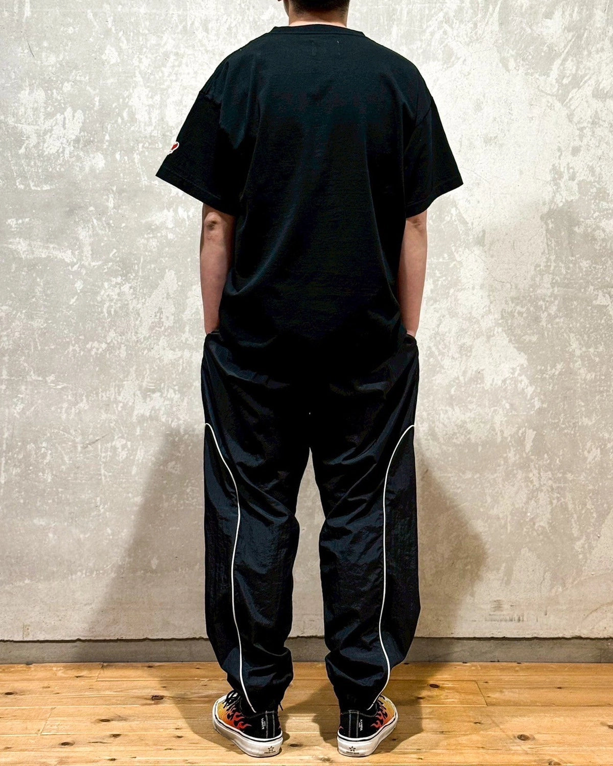 Emotionaly Unavailable  / EU PRISONER SS TEE (EU-HR8-0000-058)