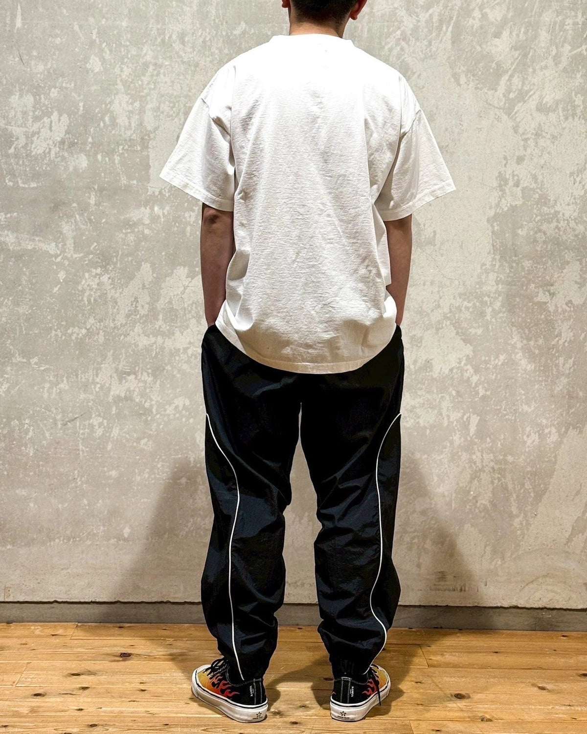 Emotionaly Unavailable  / EU PRISONER SS TEE (EU-HR8-0000-058)