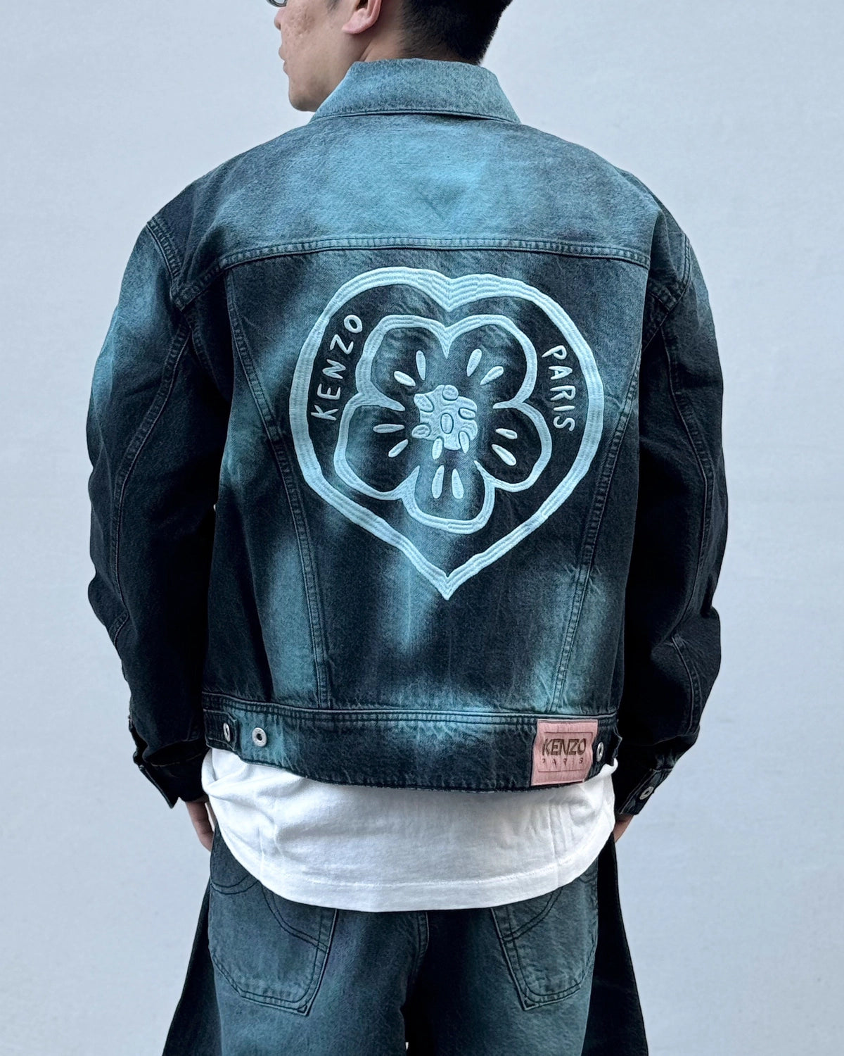 KENZO / 'KENZO Boke Heart' オーバーサイズ トラッカー ジャケット イン ジャパニーズ デニム (FG55DV3146K7)