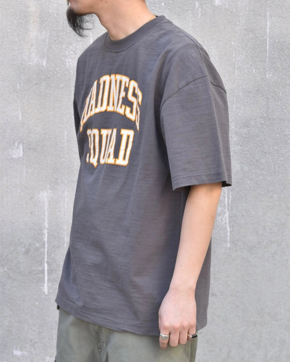 MADNESS / VINTAGE COLLEGE T-SHIRT (25SS-T-JTE01-D001)