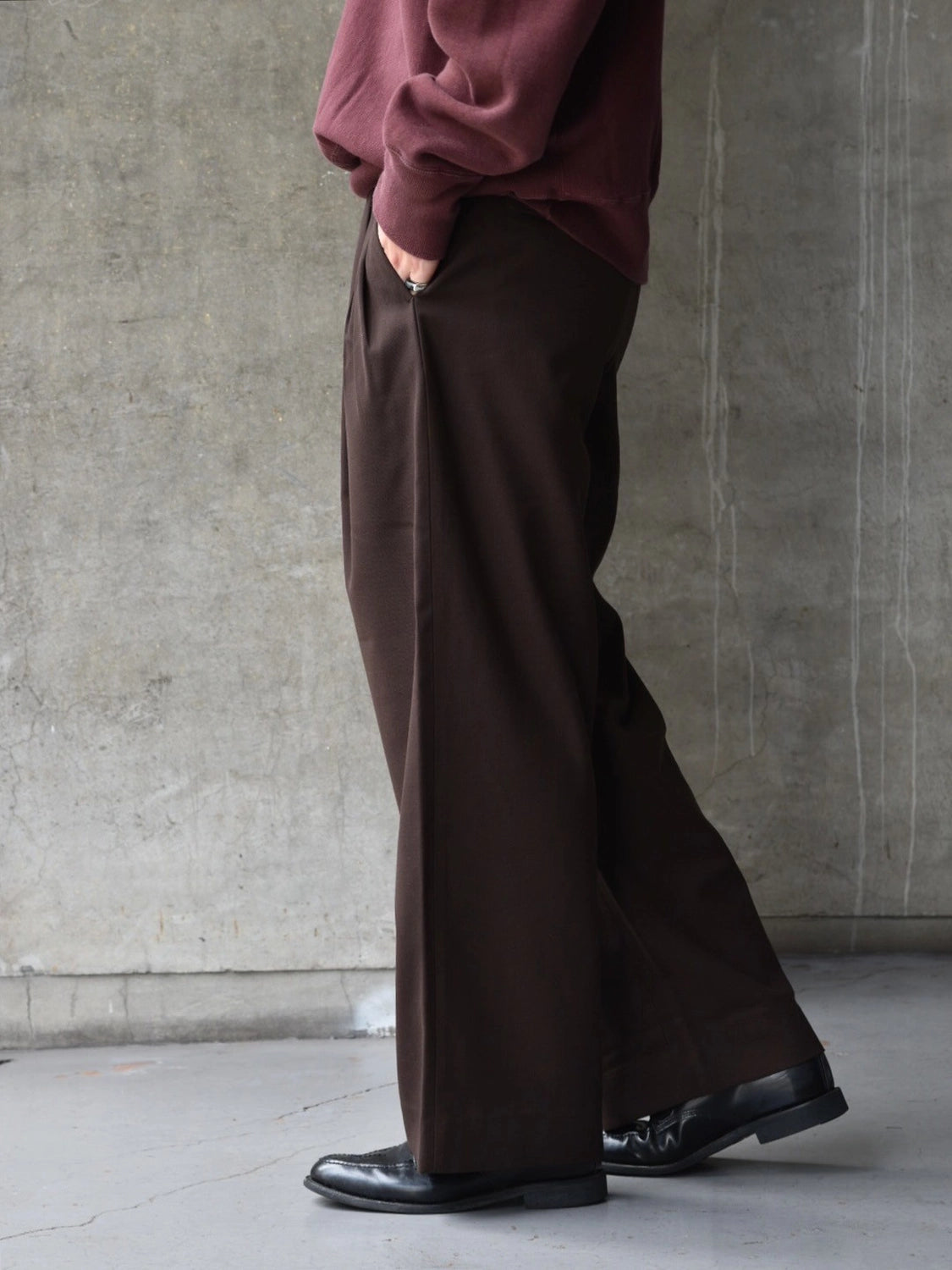 MARKAWARE / Organic Wool Survival Cloth® Triple Pleated Wide Trousers (A25C06PT02C)