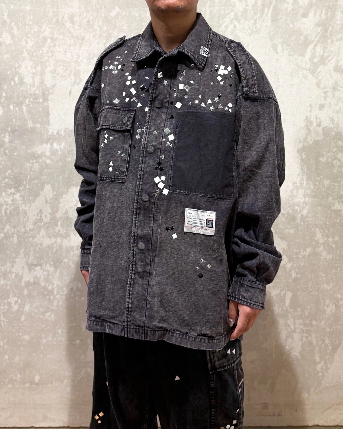 Maison MIHARA YASUHIRO / Embellished Military Shirt (A15SH087)