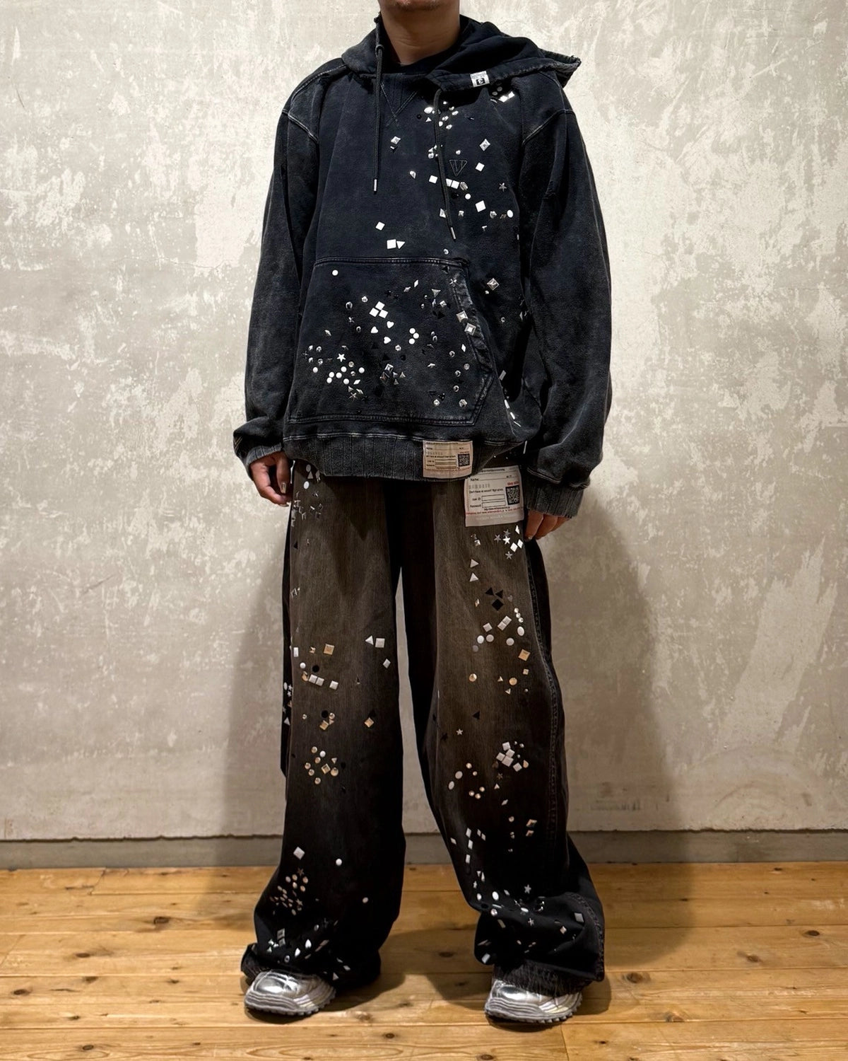 Maison MIHARA YASUHIRO / Embellished Denim Wide Pants (B15PT081)