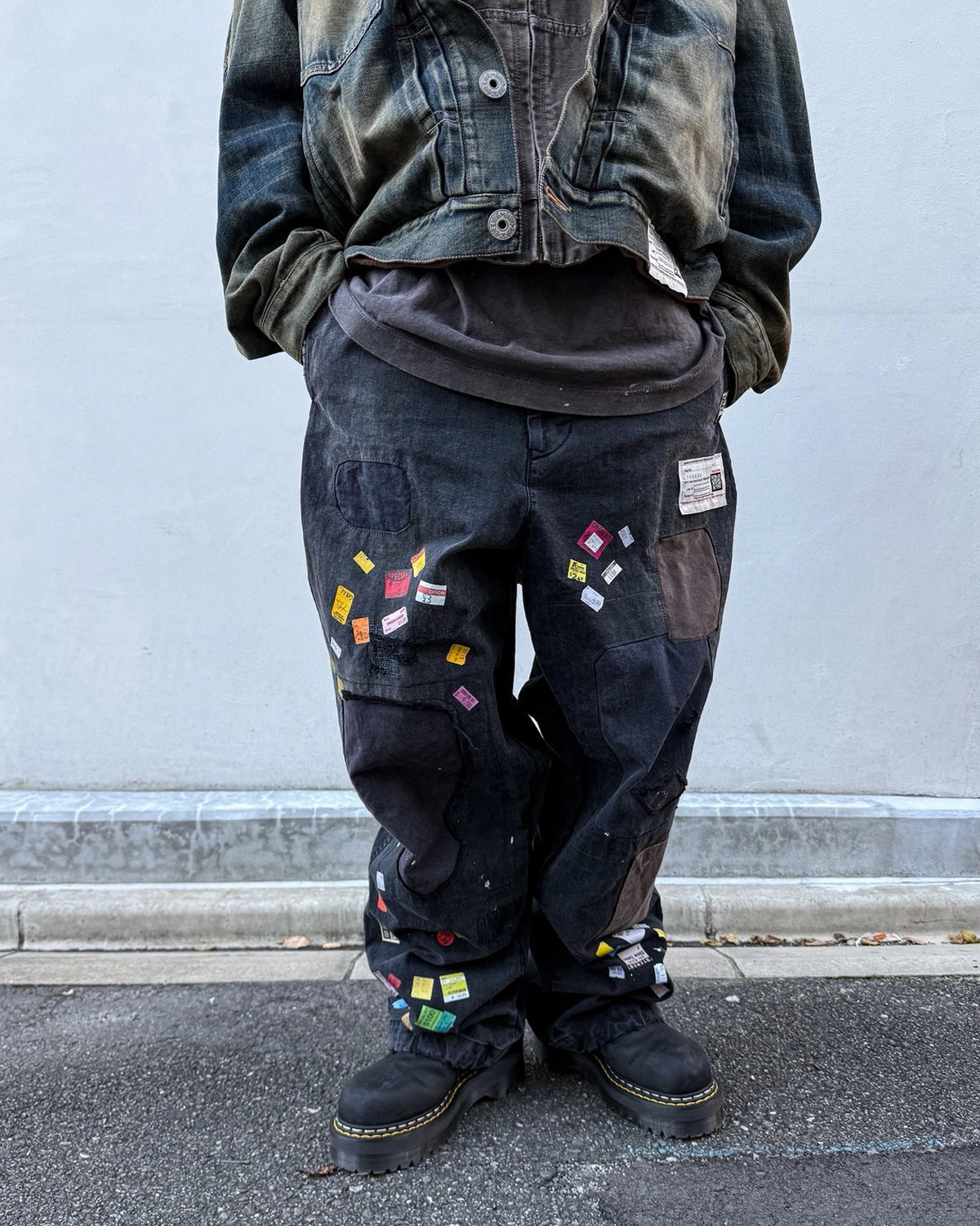Maison MIHARA YASUHIRO / Price Tag Sticker Print Repaired Pants (A17PT053)