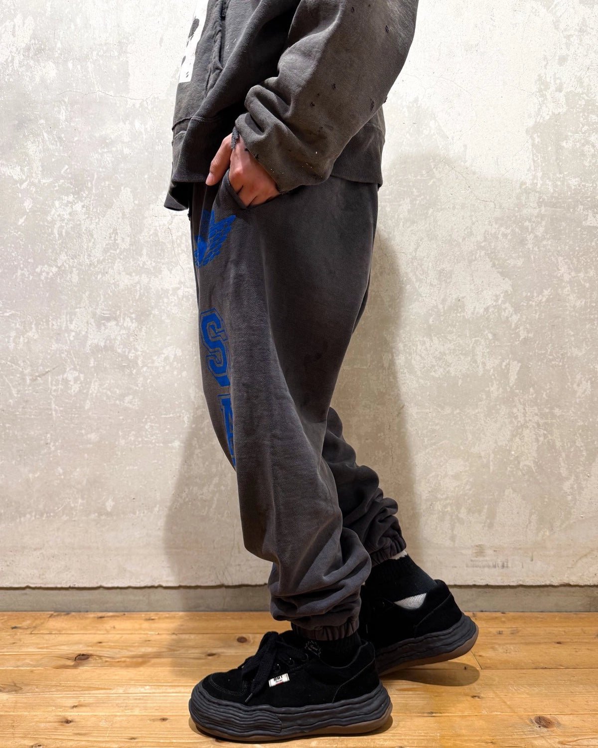 ©︎SAINT Mxxxxxx / SWEAT PANTS / ANGEL (SM-HR1-0000-060)