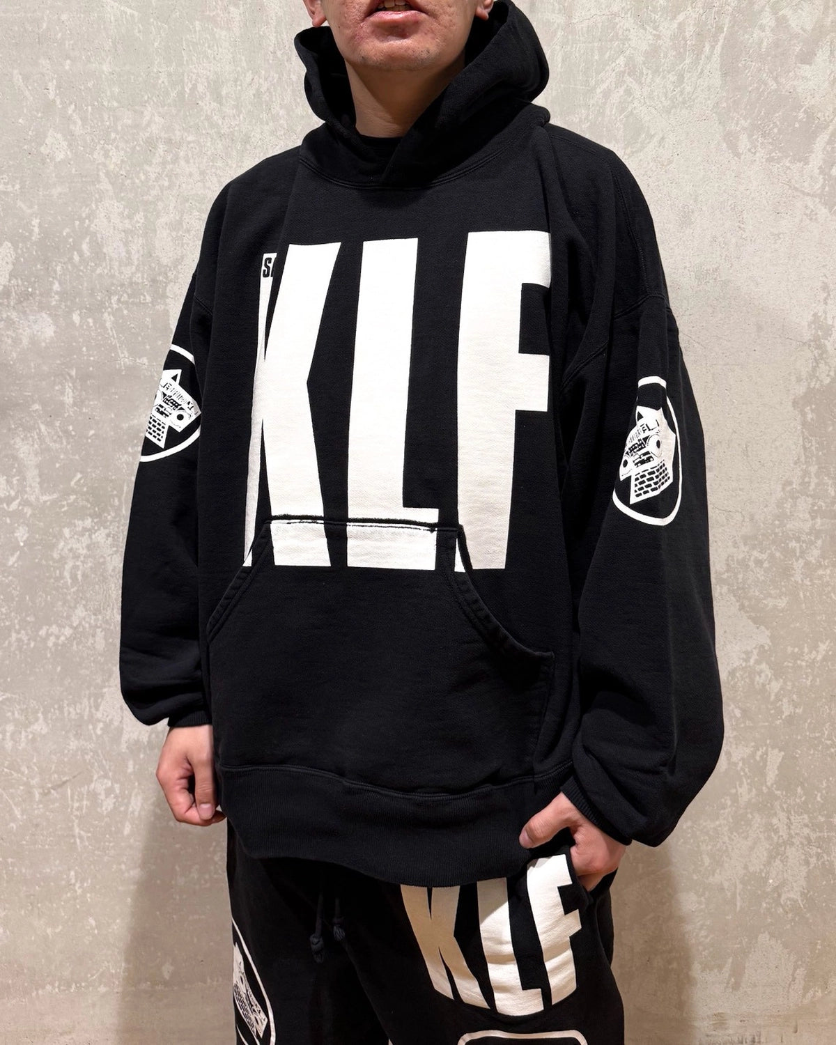 ©︎SAINT Mxxxxxx × The KLF / KLF_HOODIE / KLF (SM-HR1-0000-C06)