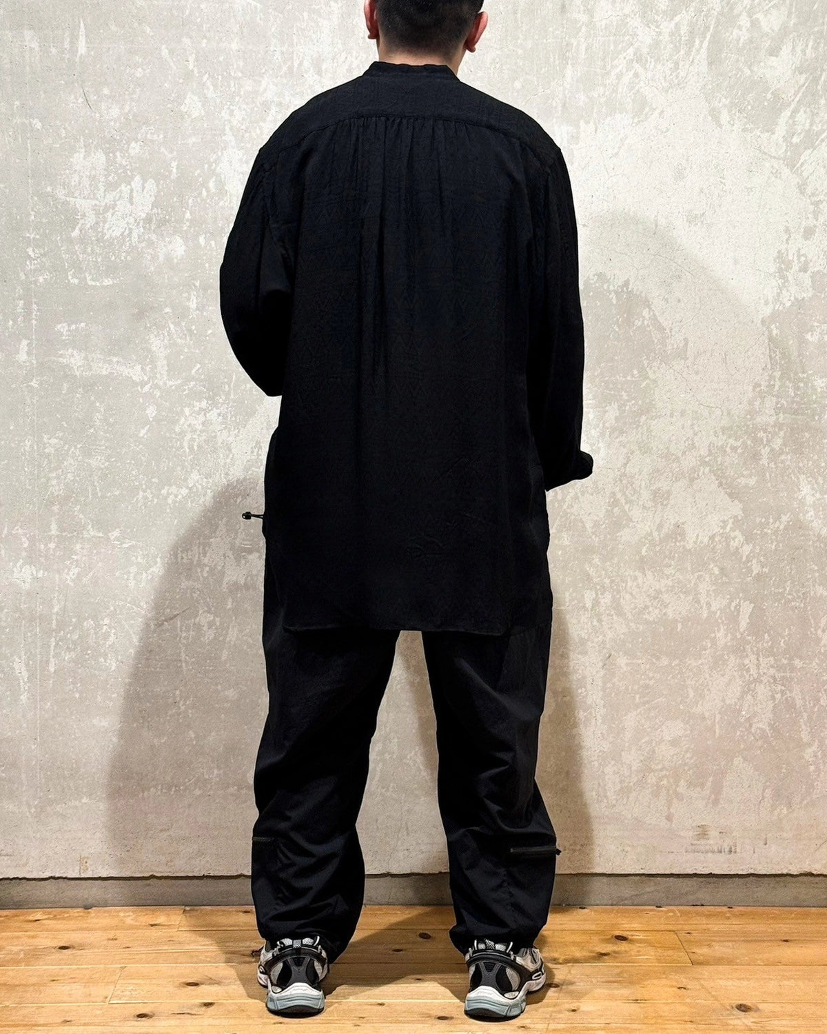 White Mountaineering / JACQUARD WIDE GUSSET SLEEVE LONG SHIRT (WM2571102)