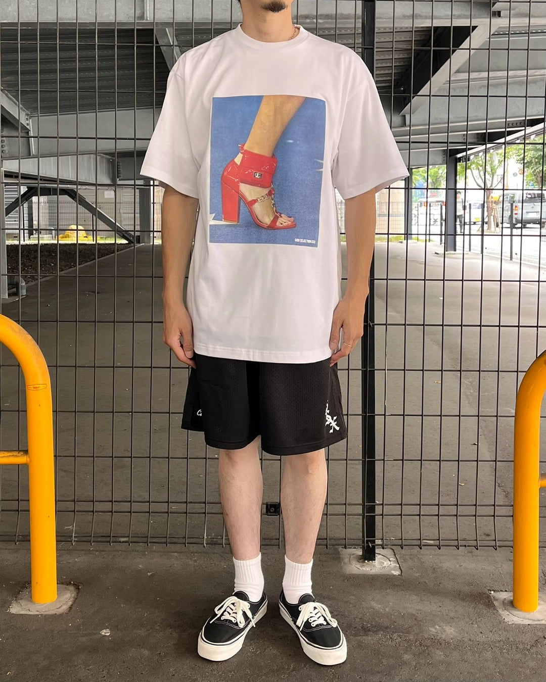 GOD SELECTION XXX / Red Heel & Pouch Photo Tee (GX-S26-ST-14)