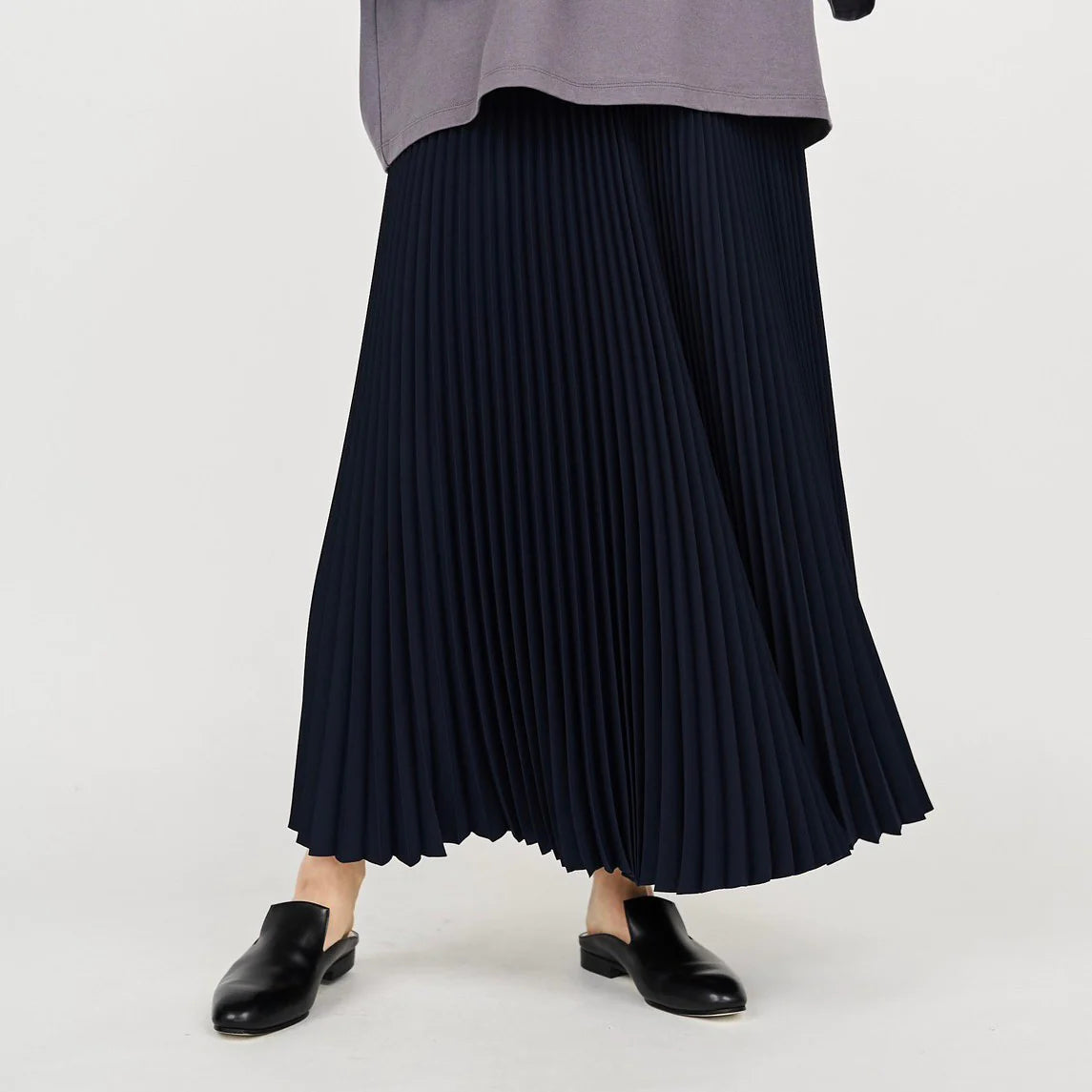 Graphpaper / Satin Pleats Skirt