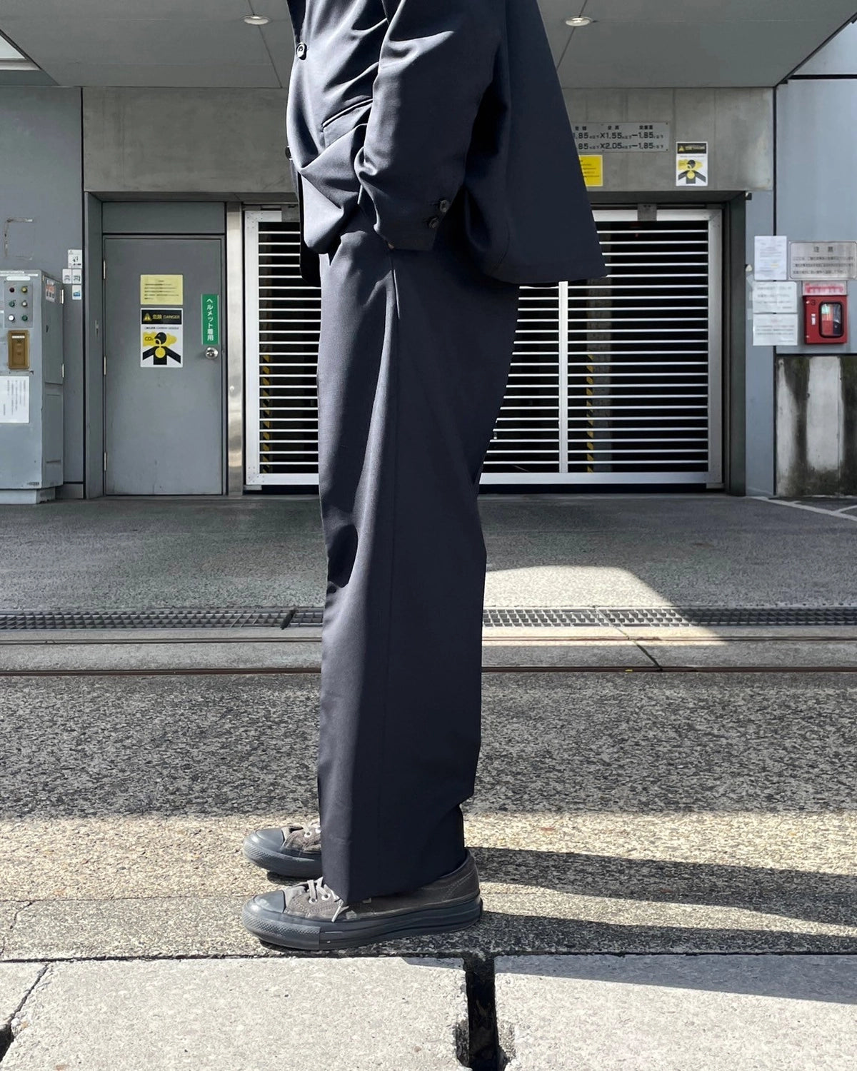 Unlikely / Unlikely Back Strap Plain Front Trousers (U25S-23-0001)