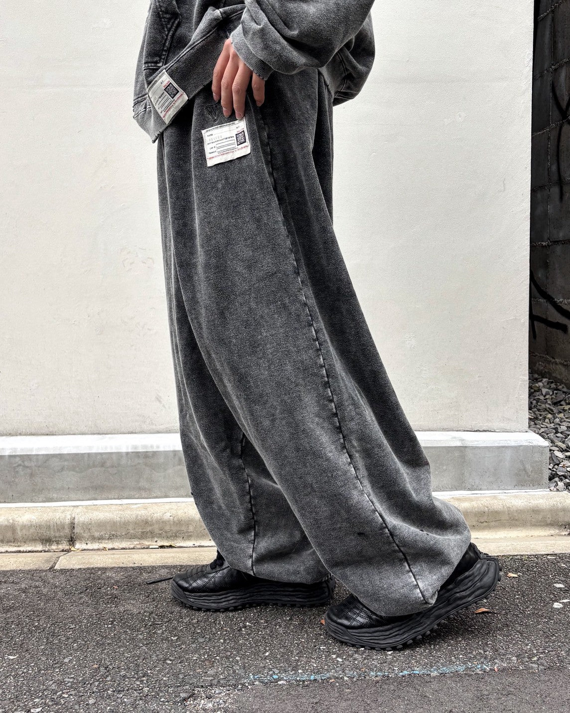Maison MIHARA YASUHIRO / Bleached Sweat Pants (A17PT543)