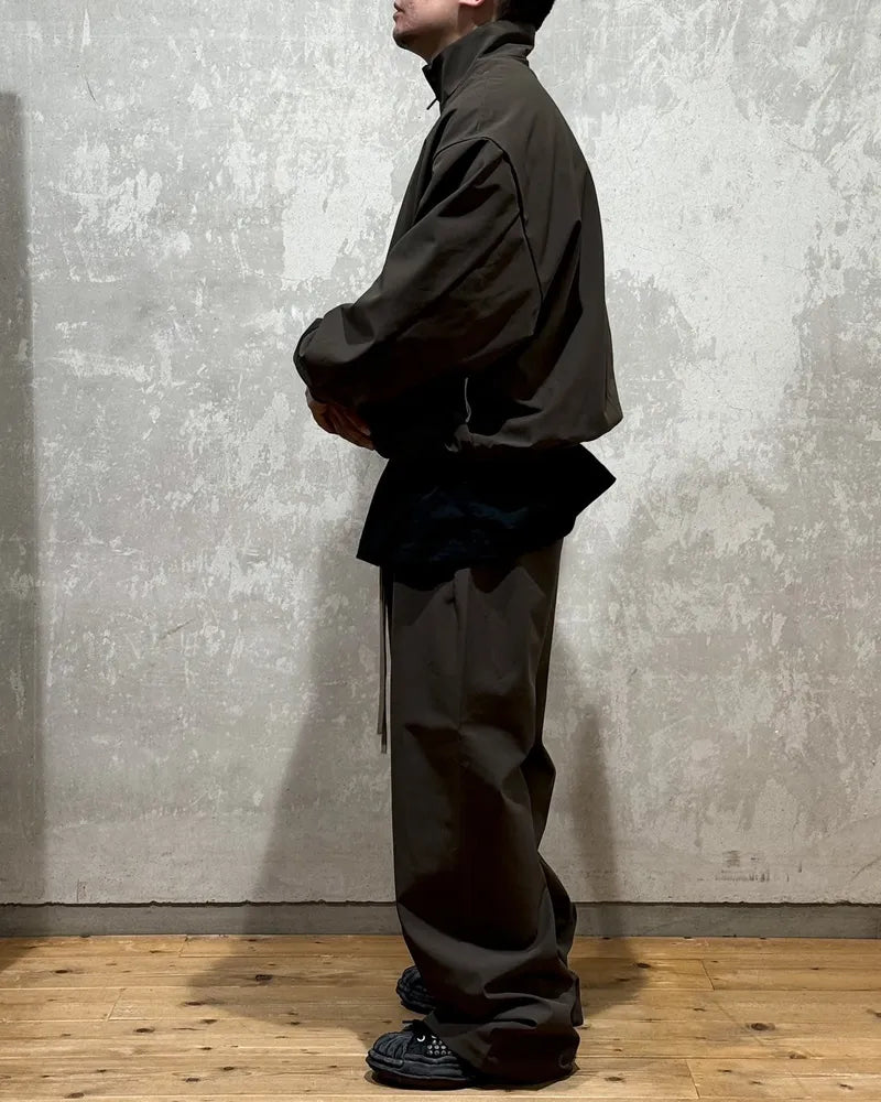 ESSENTIALS / BONDED NYLON BOMBER JACKET (202HO246445F)