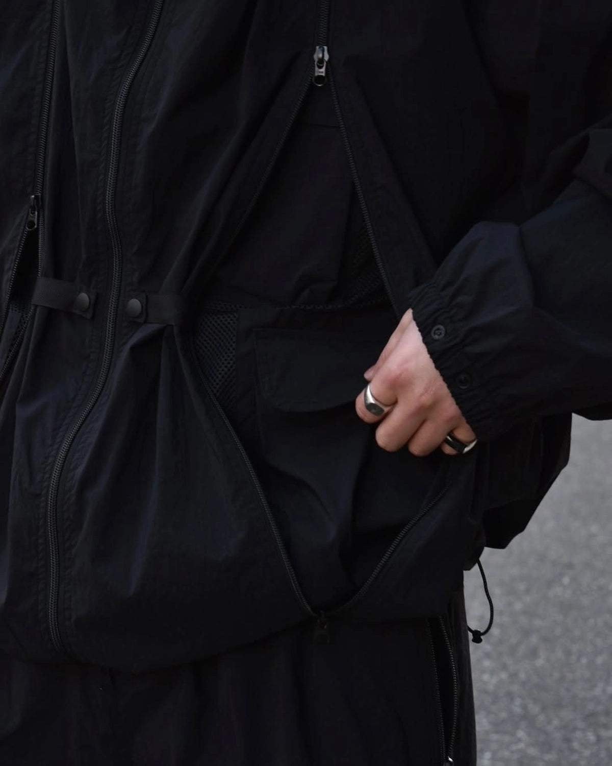 is-ness / TECHNICAL VENTILATION JACKET (25SS_38_1006SSJK04)