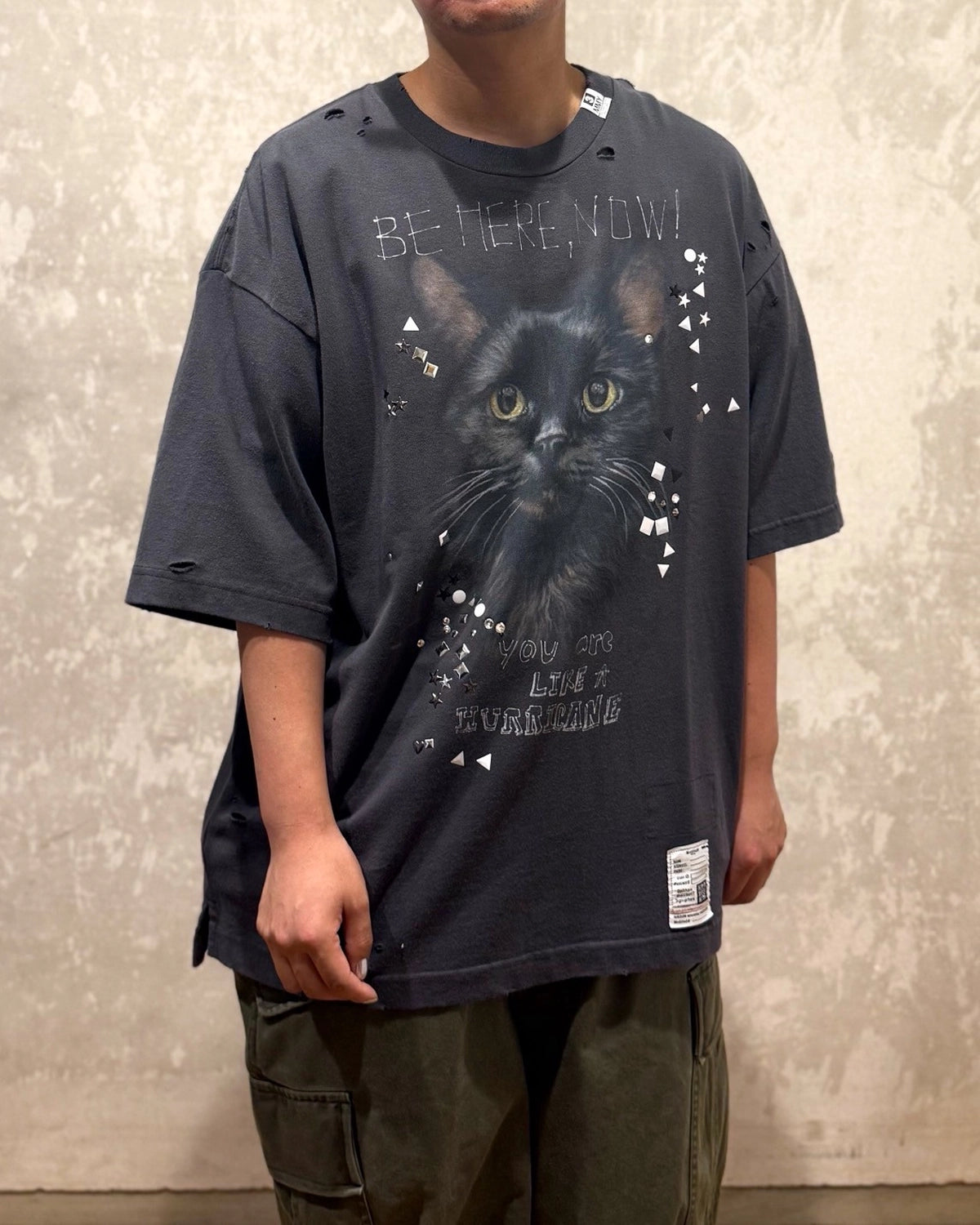 Maison MIHARA YASUHIRO / Cat Printed Embellished Distressed T-shirt (J15TS752)