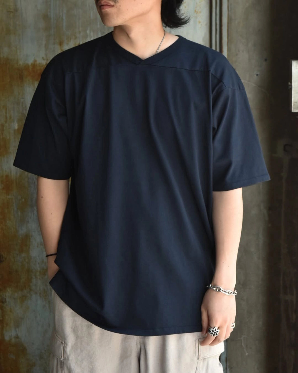 NONNATIVE / COACH S/S V-NECK TEE COTTON JERSEY OVERDYED (NN-C4618)