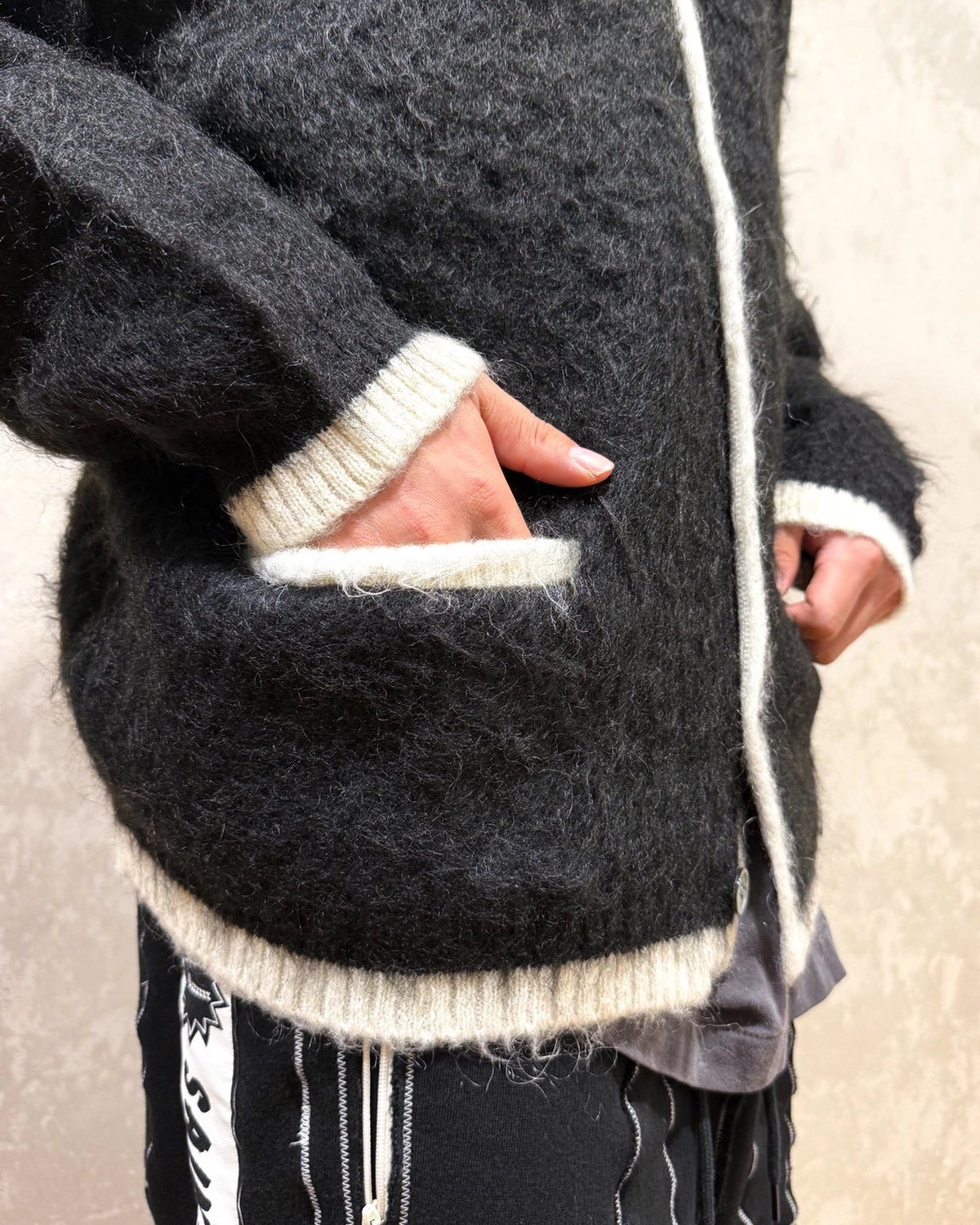 ©︎SAINT Mxxxxxx / KNIT CARDIGAN -TRIM (SM-HR1-0000-070)