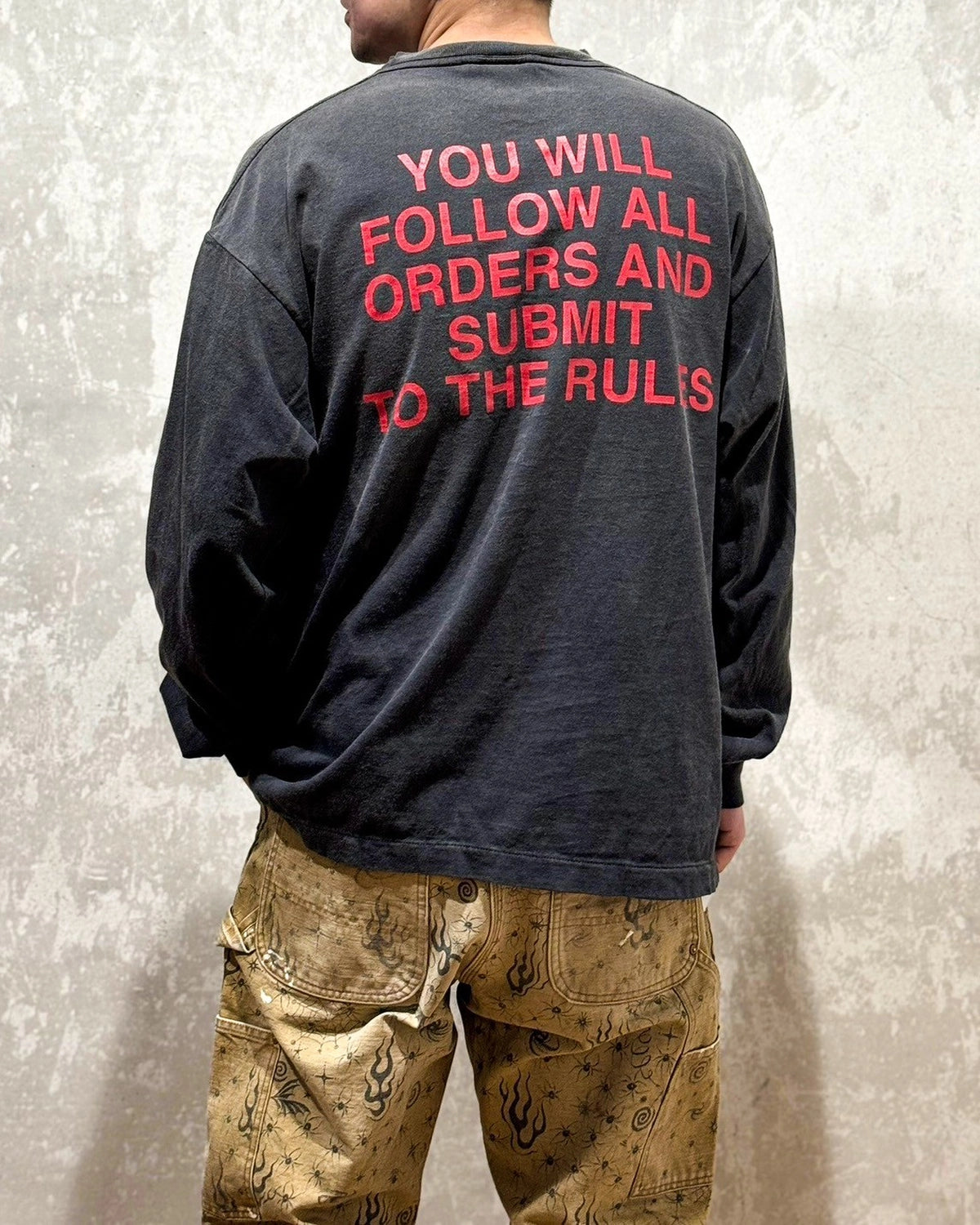 ©︎SAINT Mxxxxxx × Kosuke Kawamura / COMPLETE CONTRL LS_SS TEE (SM-HR8-0000-C26)