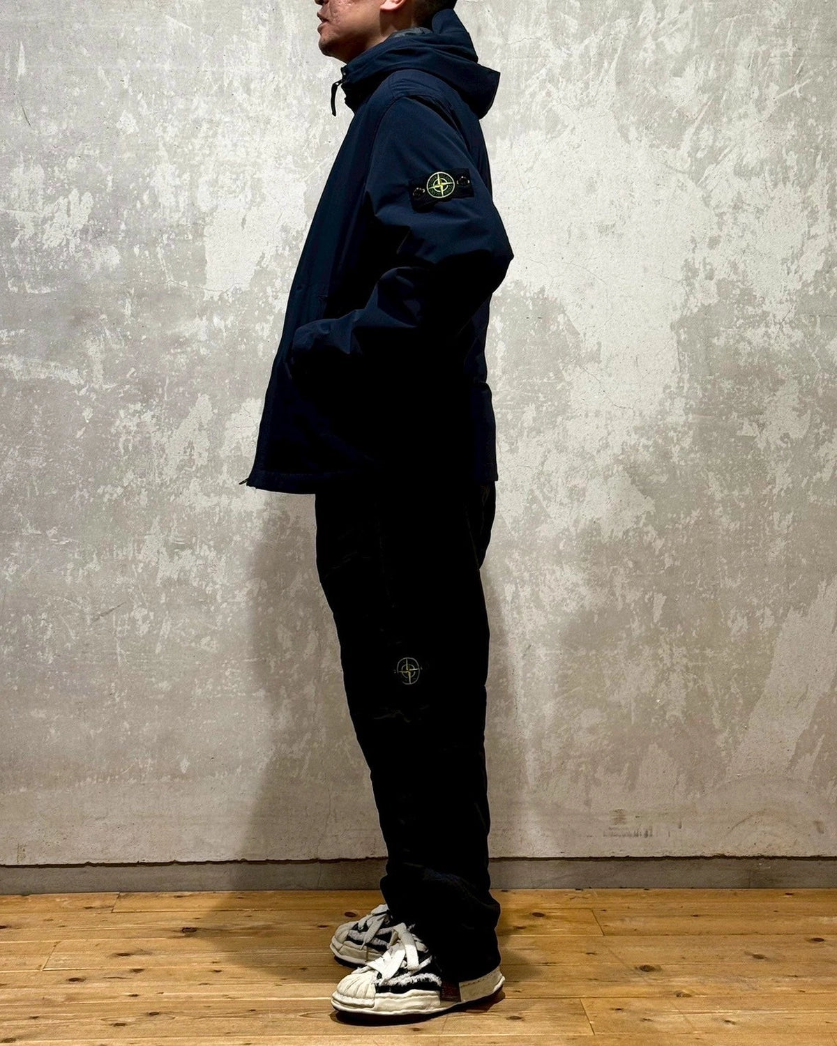 STONE ISLAND / SOFT SHELL-R_e.dye® TECHNOLOGY, RECYCLED POLYESTER, PRIMALOFT® INSULATION (K2S154100086)