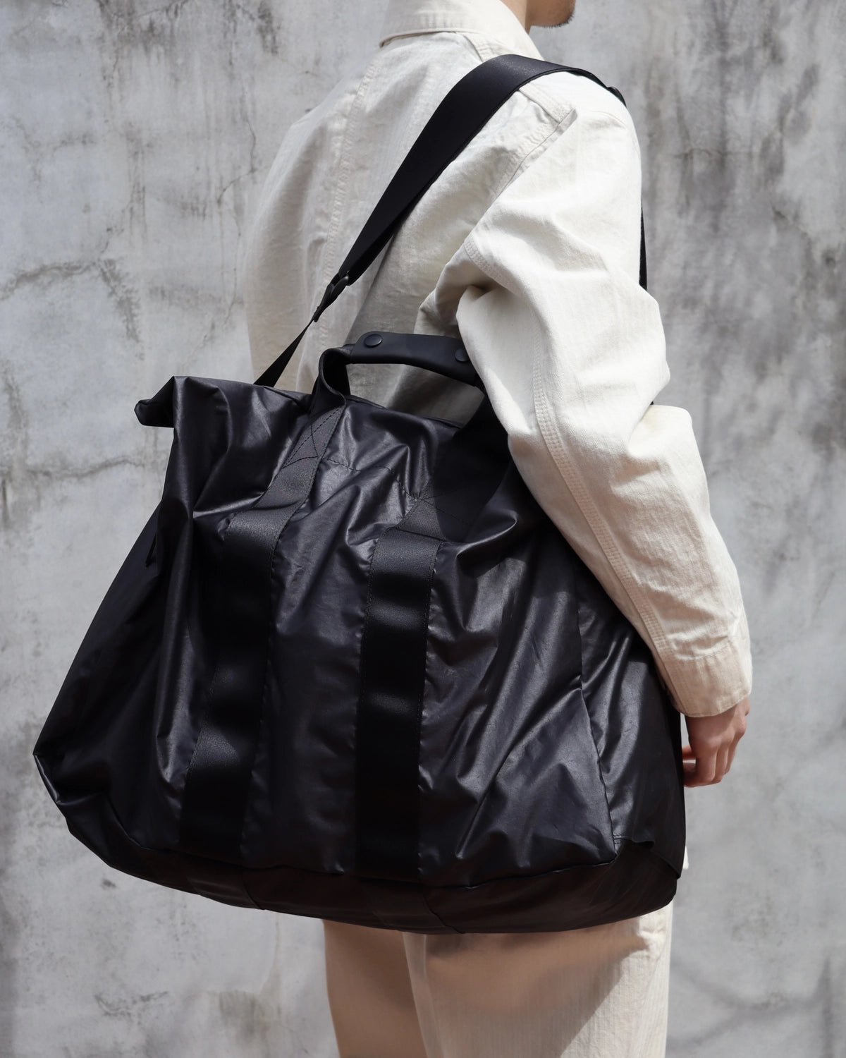 texnh / SQUARE DUFFLE (B15-00127-F)