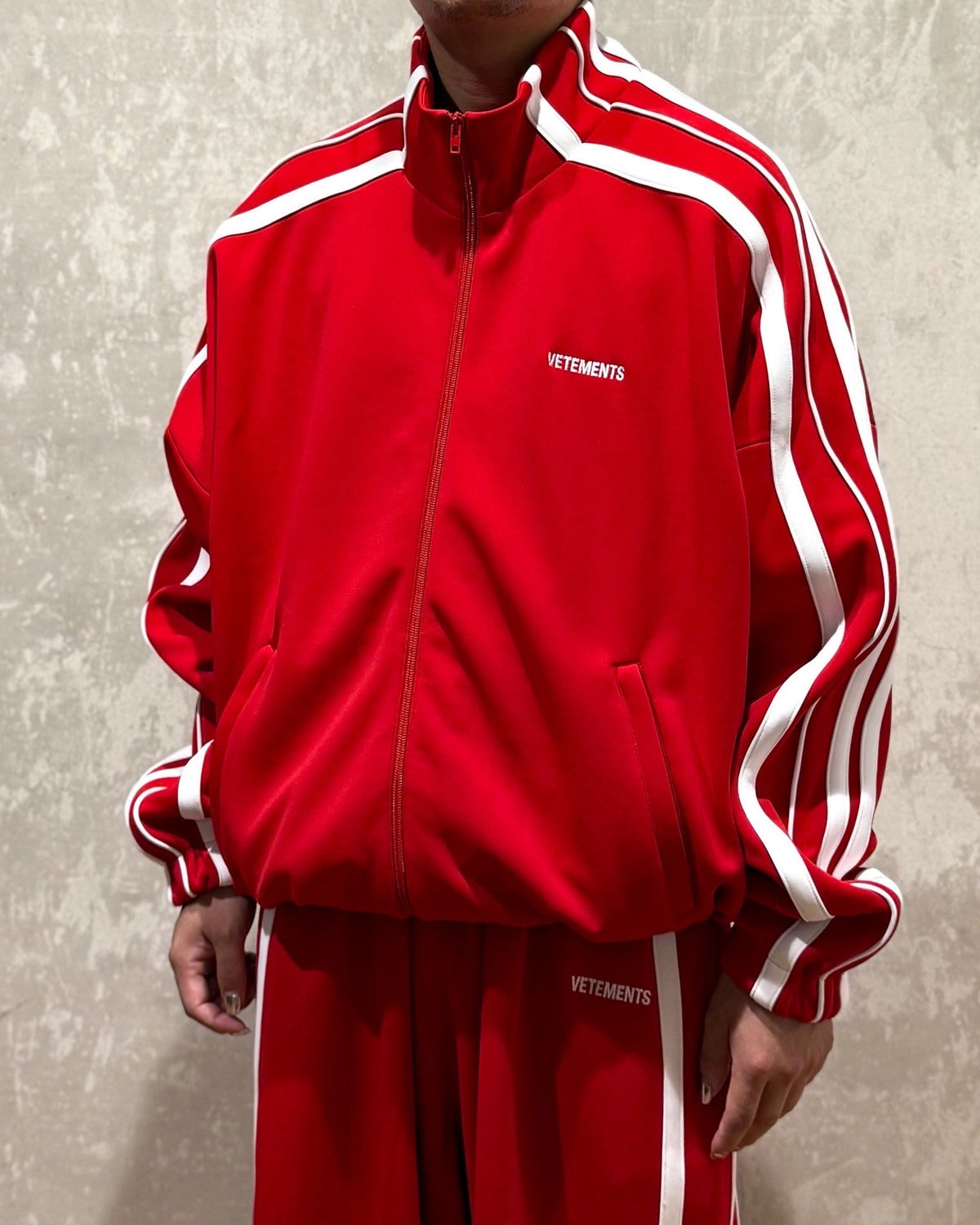 VETEMENTS / GYM JACKET (UH76GJ300R)