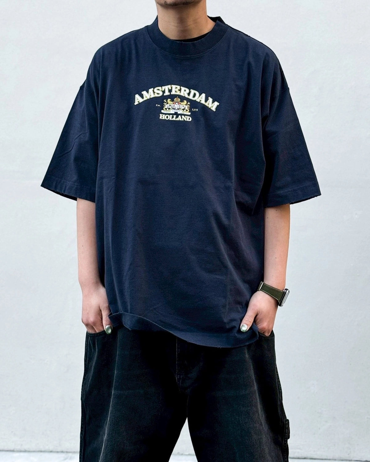 VETEMENTS / HOLLAND TOURIST T-SHIRT (ME76TR254NX)
