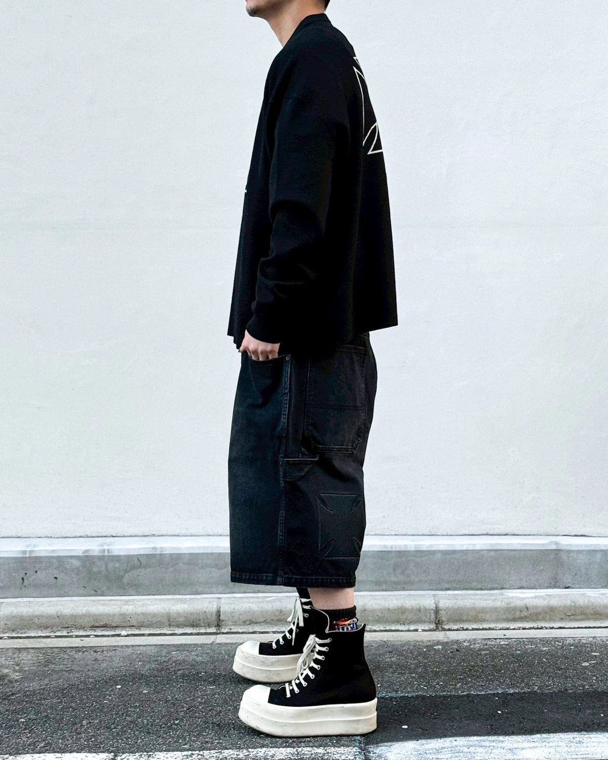 VETEMENTS / DOUBLE BIKER CROSS LOGO SWEATER (ME76KN099B)