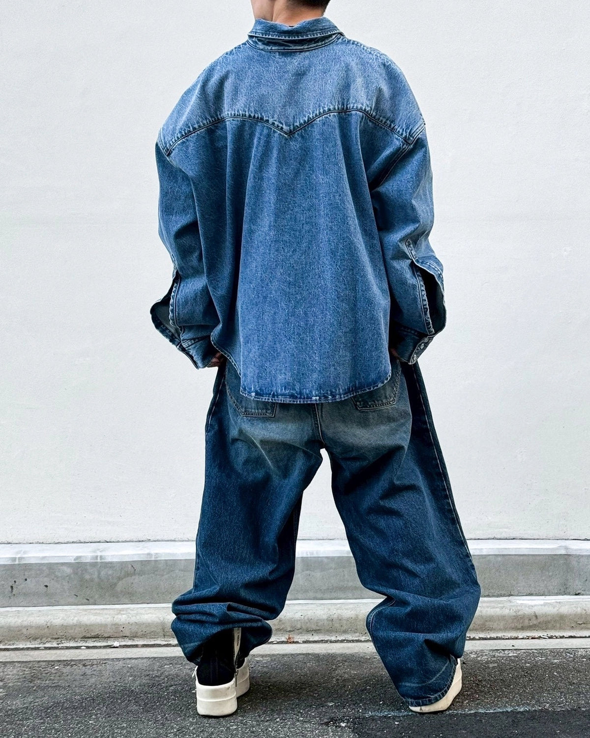 VETEMENTS / COWBOY DENIM SHIRT (ME76DS073N4)